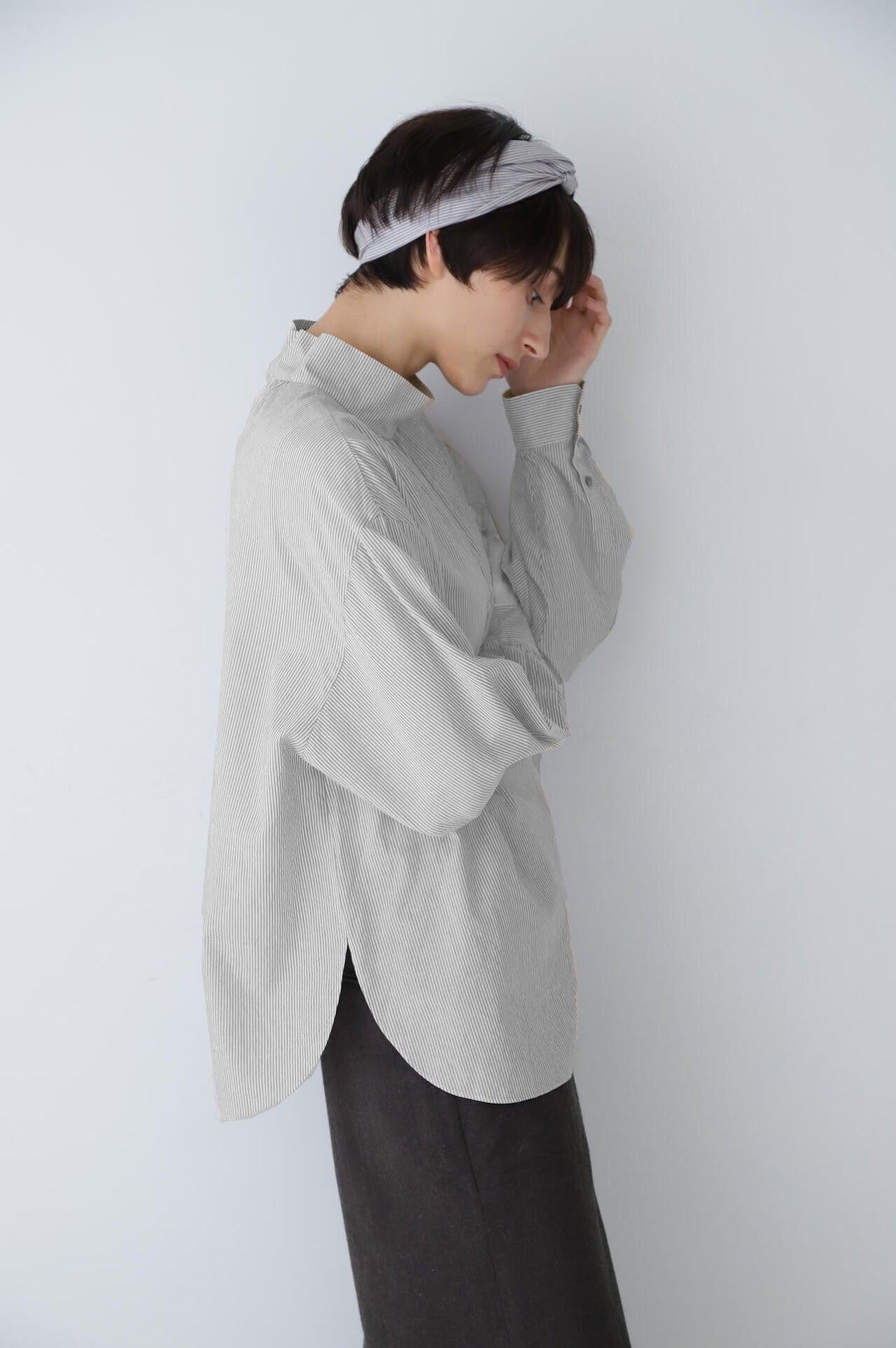 條紋蝴蝶結領襯衫