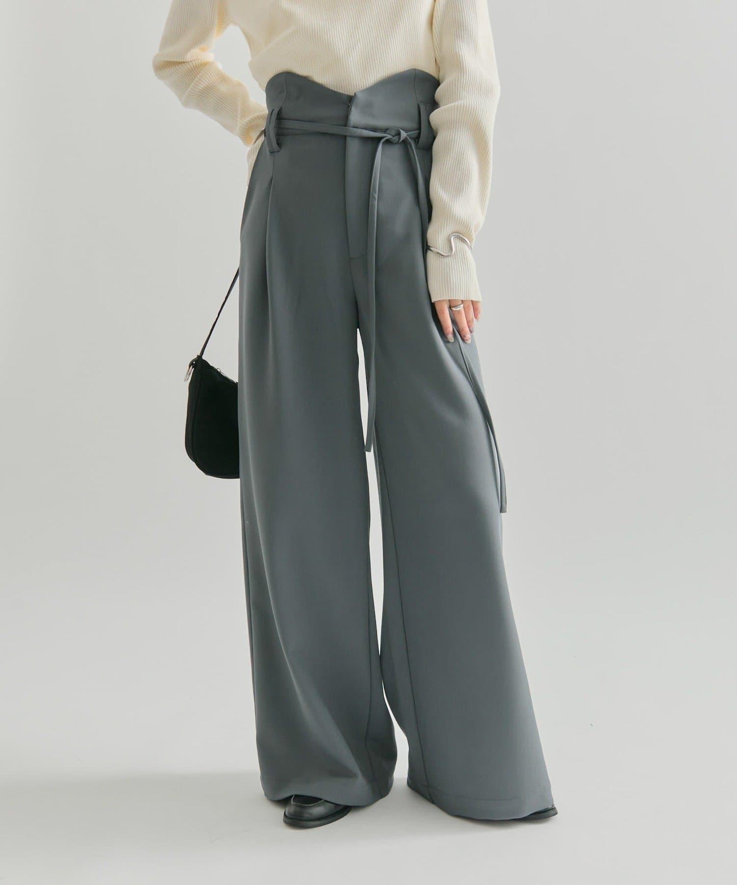 波浪腰帶休閒褲