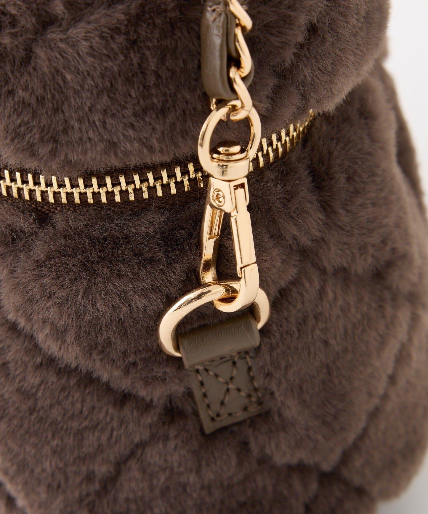 仿皮草絎縫化妝包