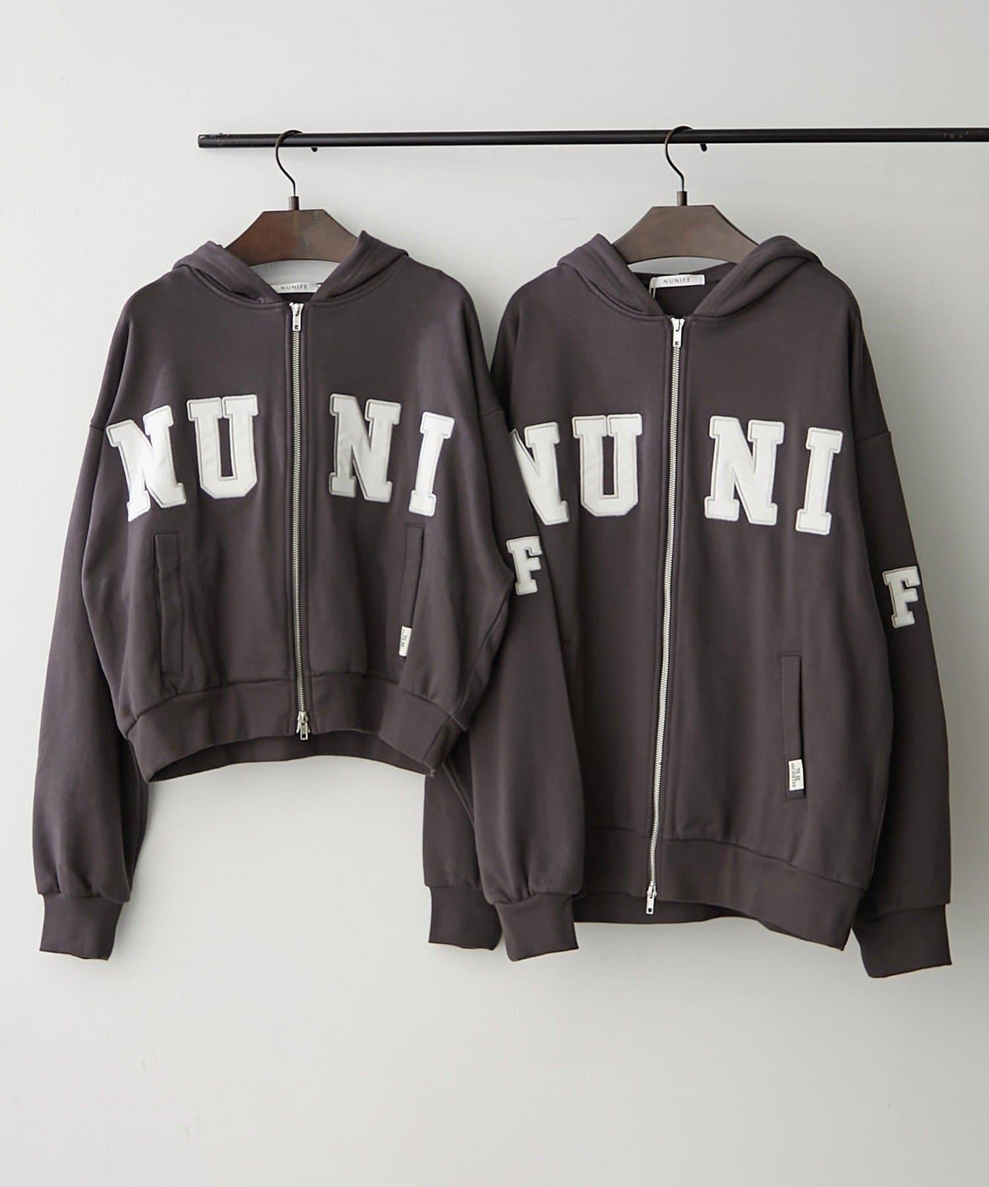 【NUNIFE】【可選2種長度】大字母印花連帽衛衣