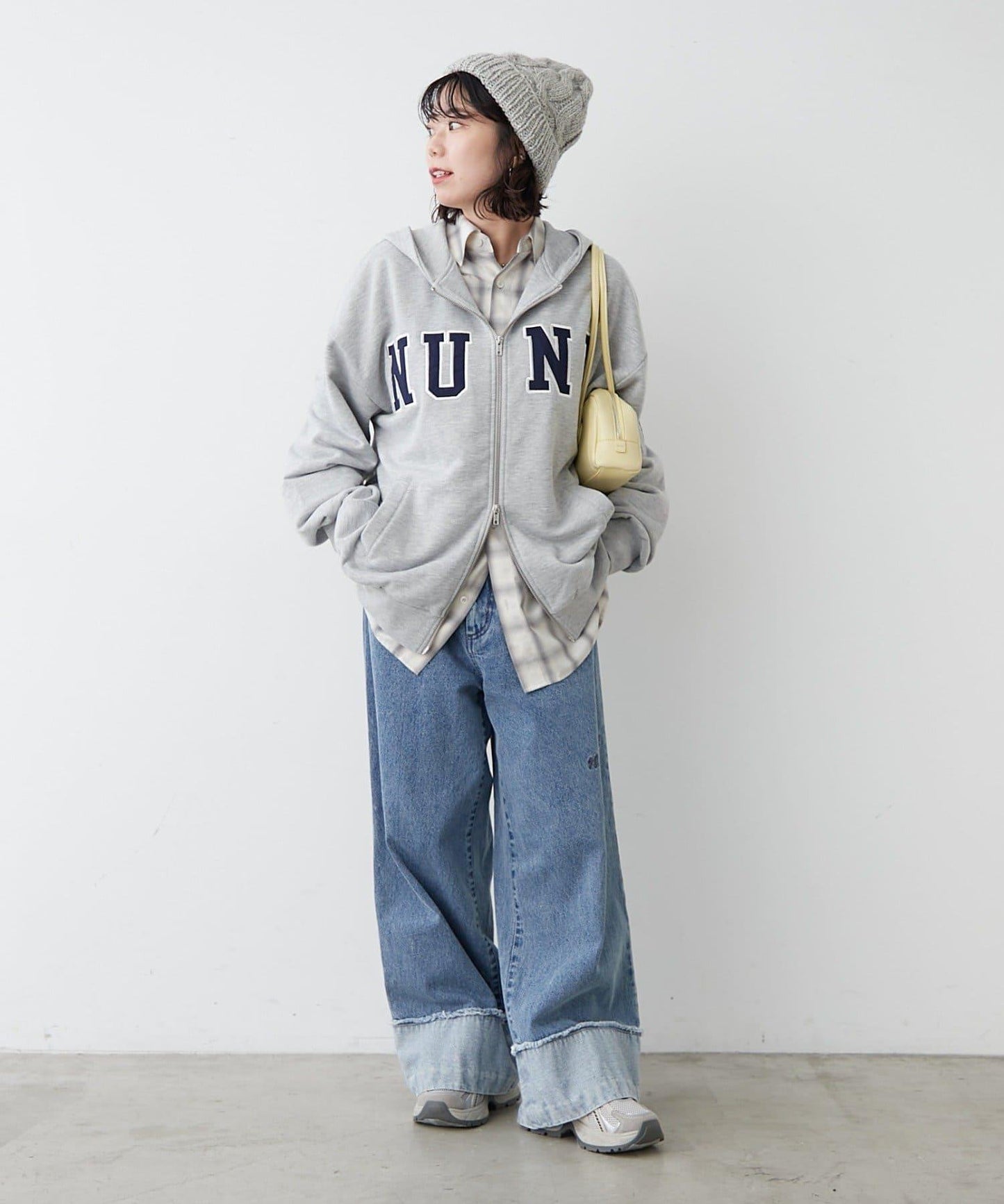 【NUNIFE】【可選2種長度】大字母印花連帽衛衣