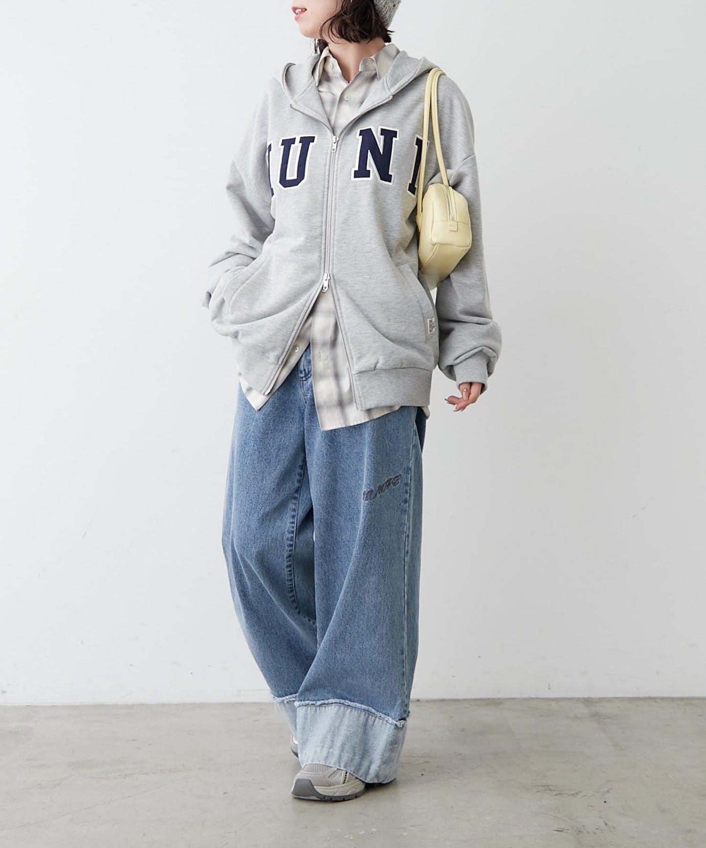 【NUNIFE】【可選2種長度】大字母印花連帽衛衣