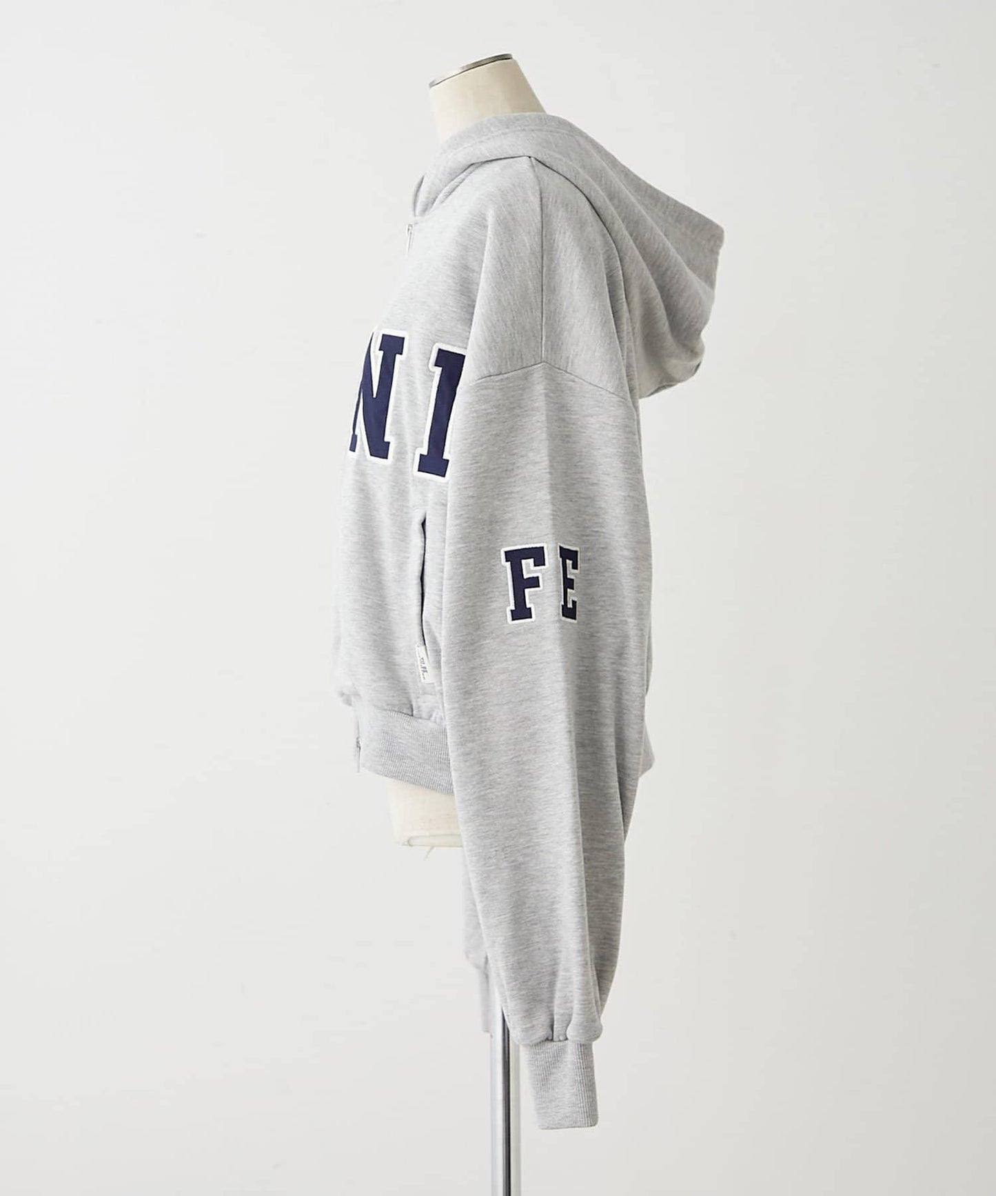 【NUNIFE】【可選2種長度】大字母印花連帽衛衣