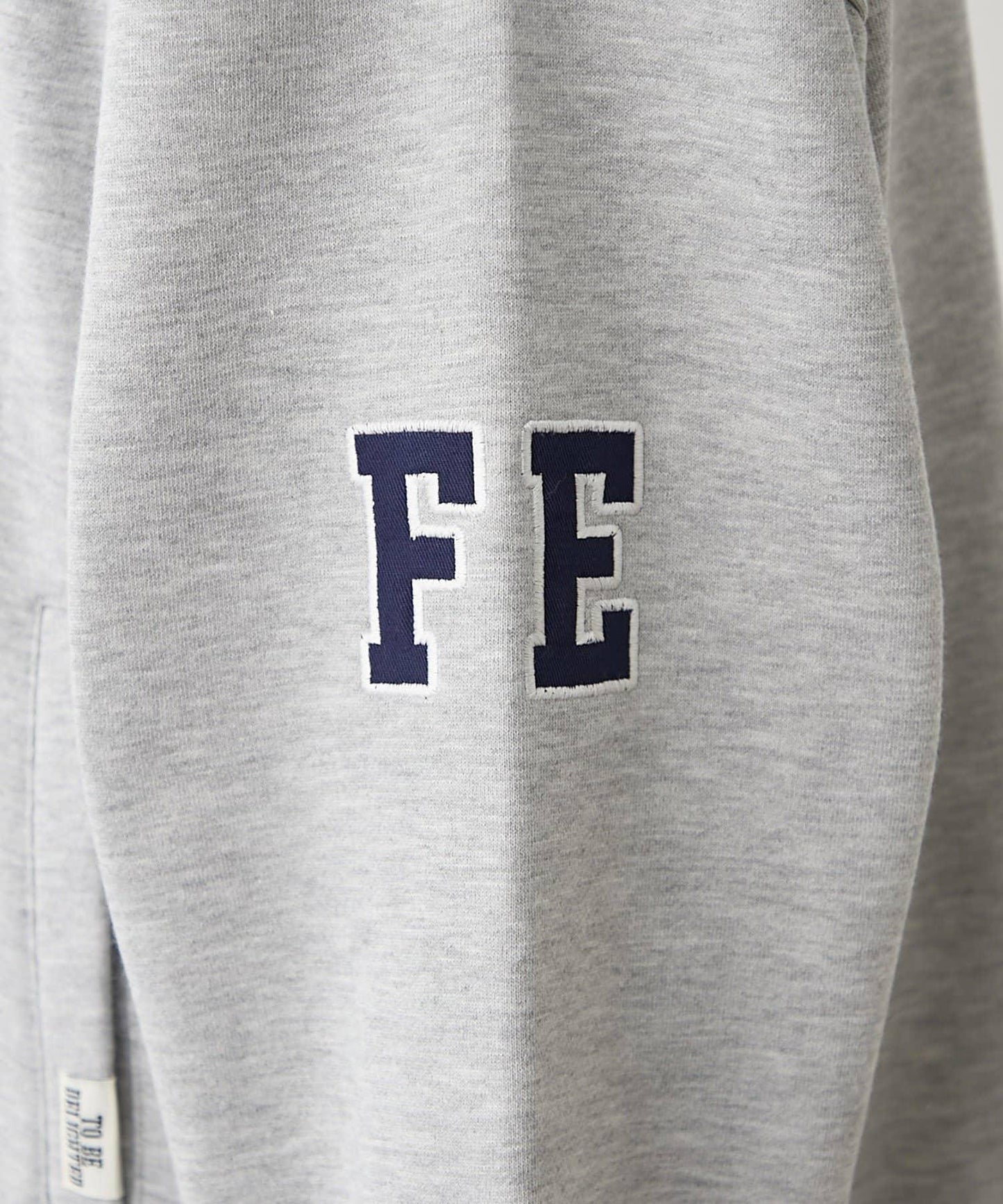 【NUNIFE】【可選2種長度】大字母印花連帽衛衣