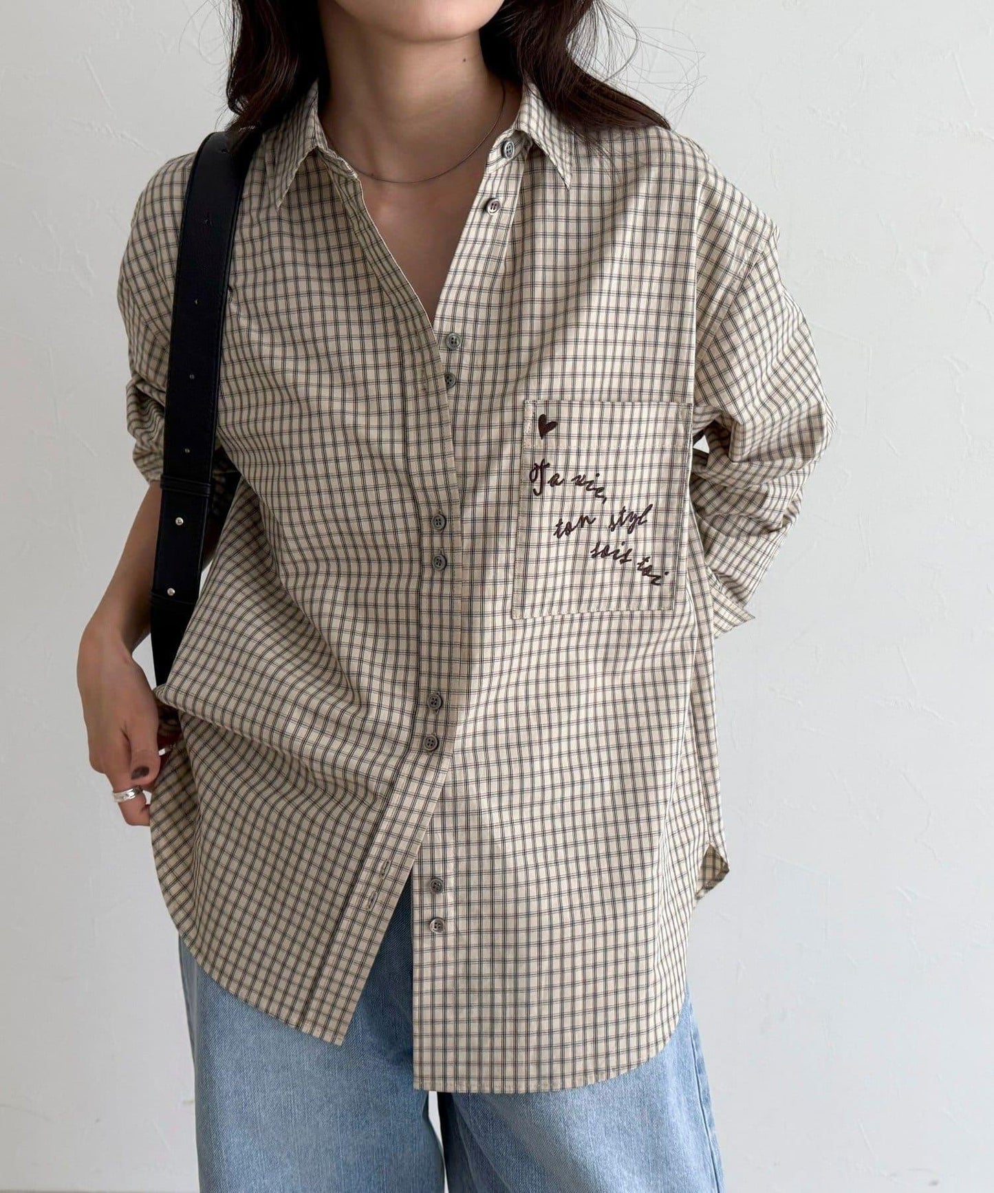 格紋刺繡襯衫