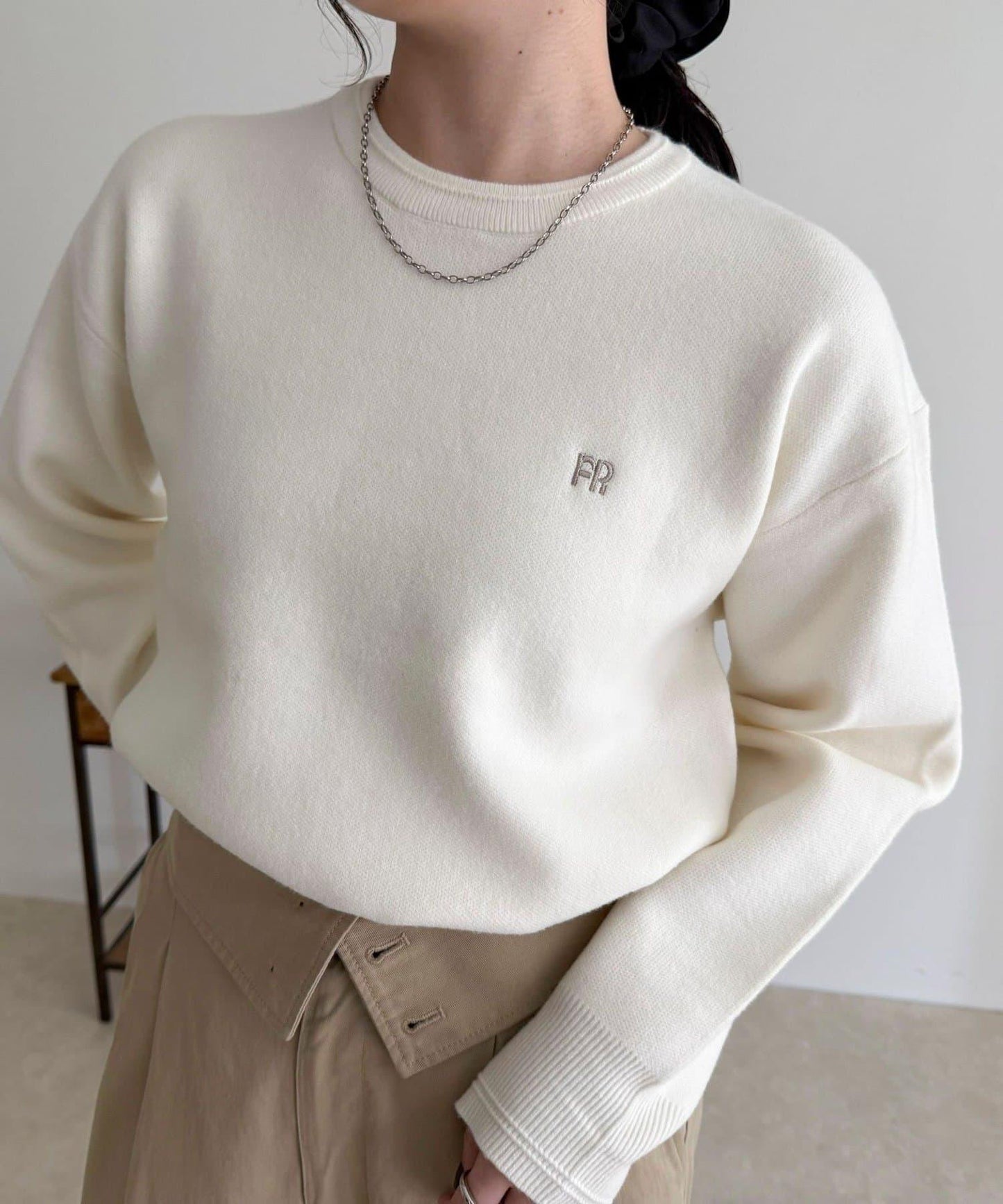 FR刺繡衛衣針織套頭衫
