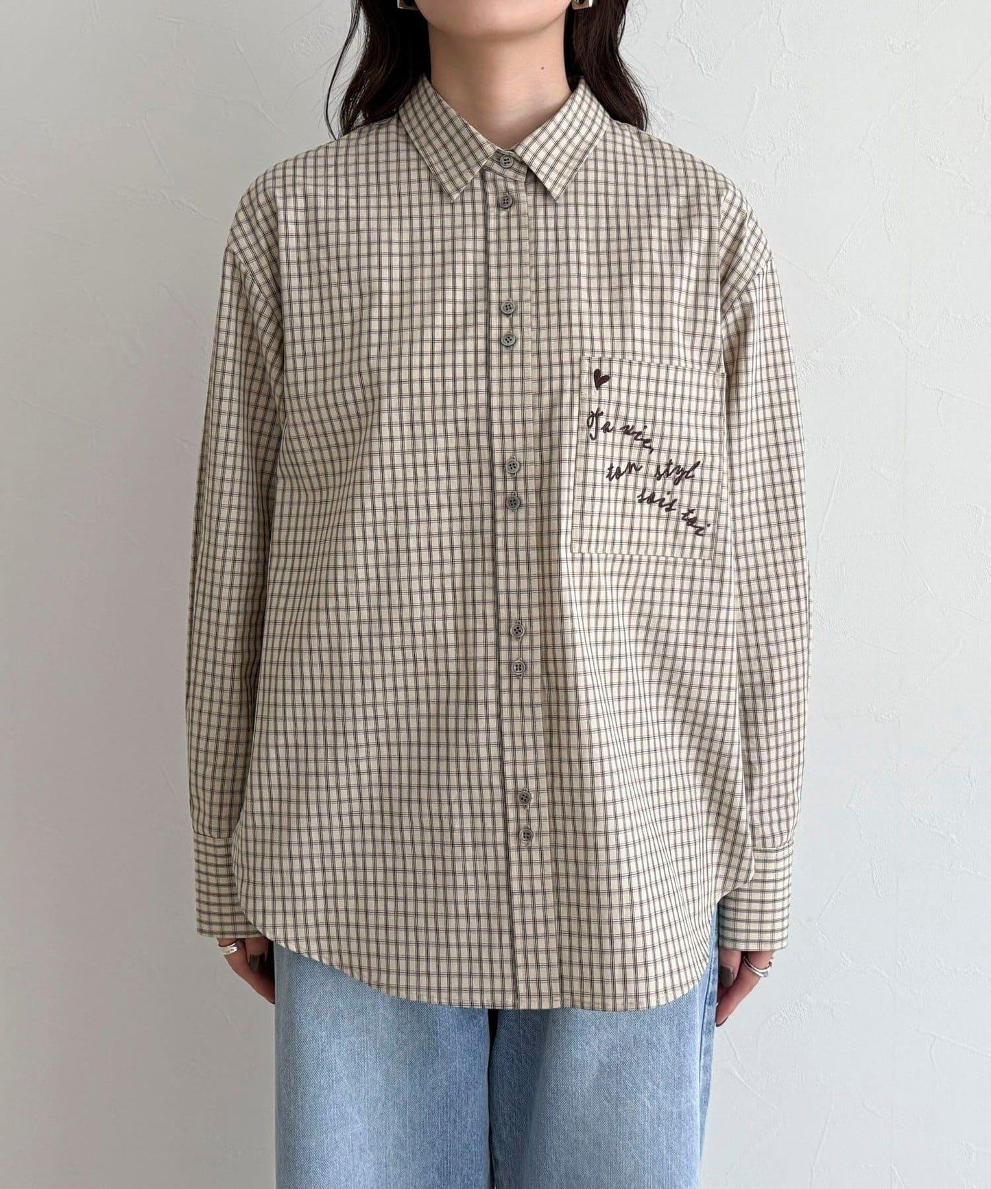 格紋刺繡襯衫