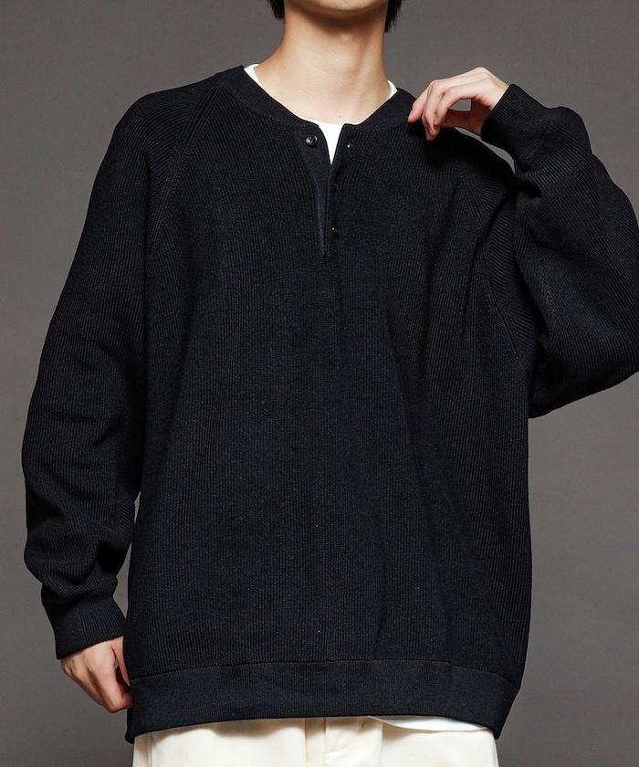 寬鬆版型 單面羅紋編織 亨利領 針織衫