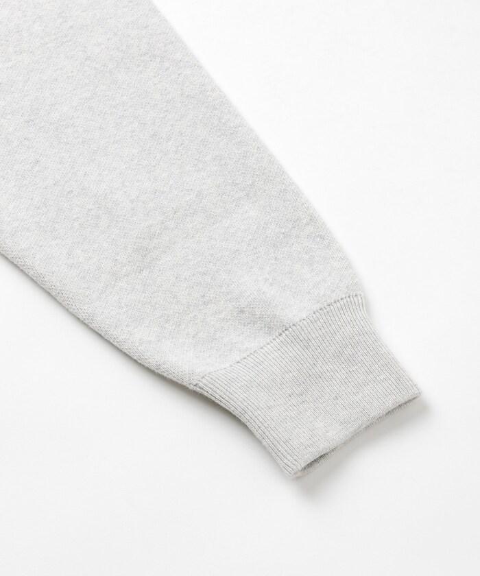 衛衣風格圓領針織衫 內裡拼色設計