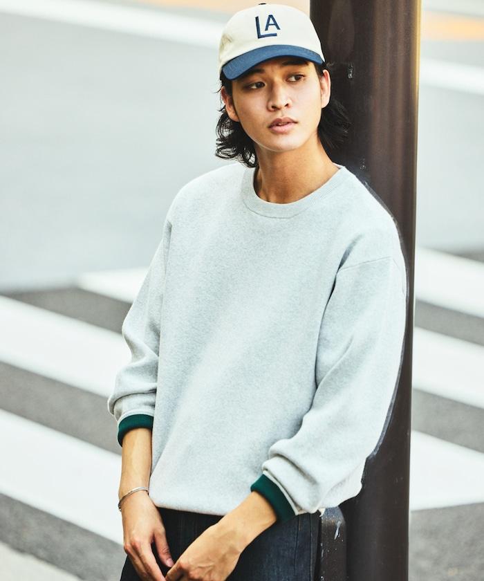 衛衣風格圓領針織衫 內裡拼色設計