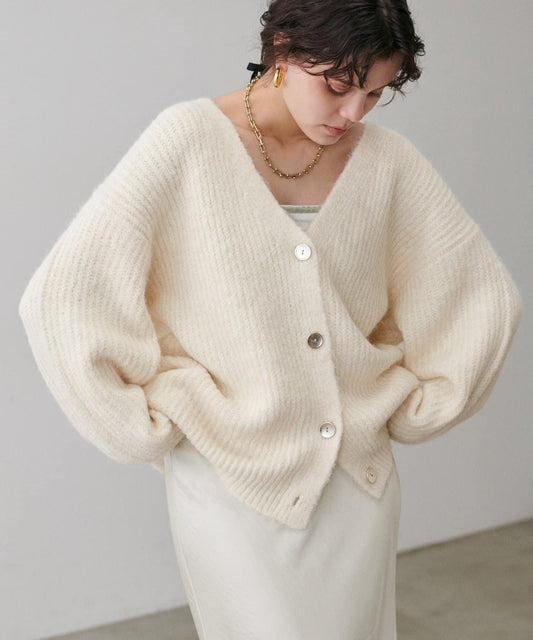 毛絨片紋V領針織開衫