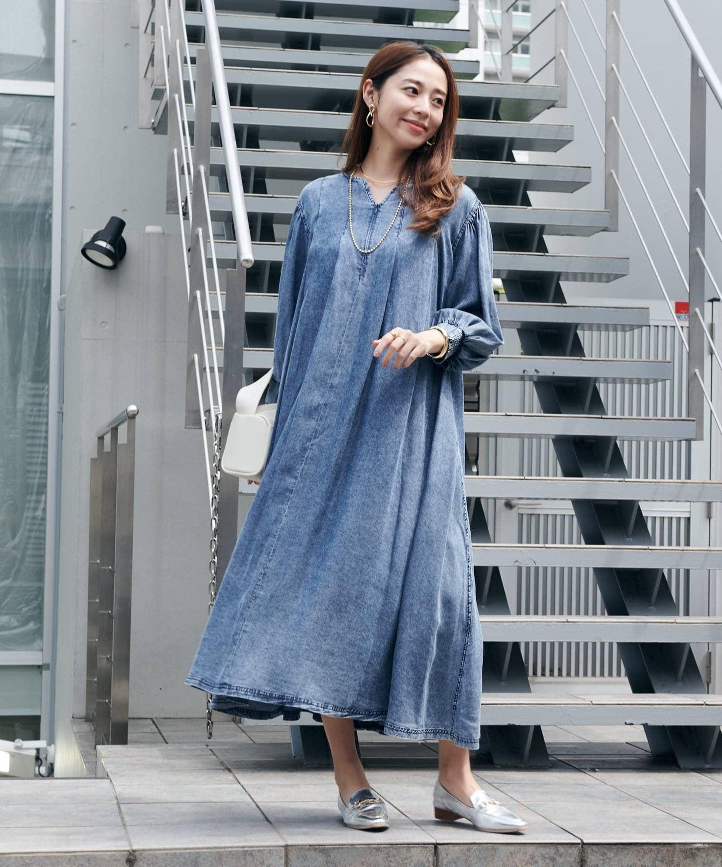 日常可用生物絲前拉鍊連衣裙