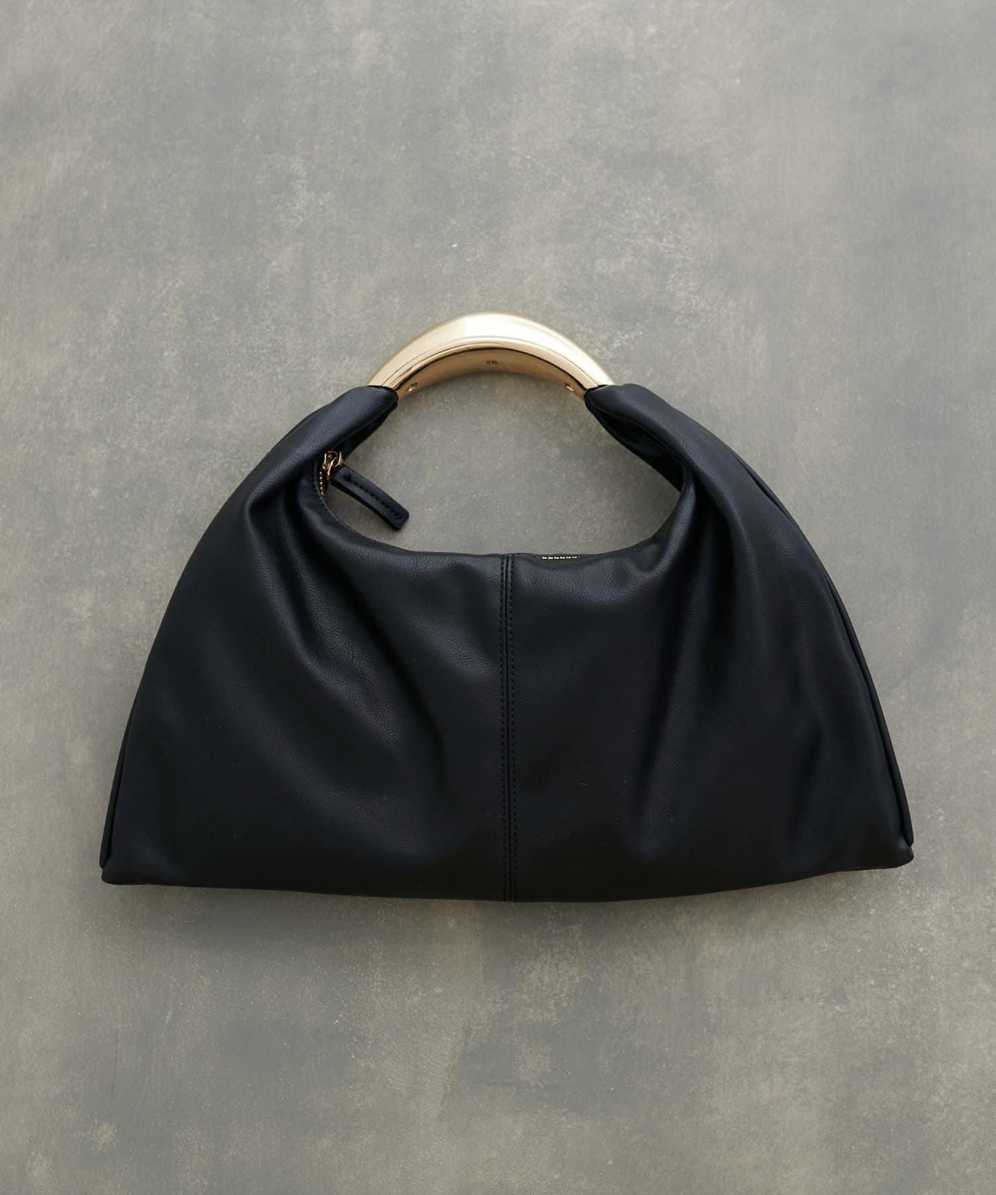【Palcloset限定】雕塑感三角形手提包