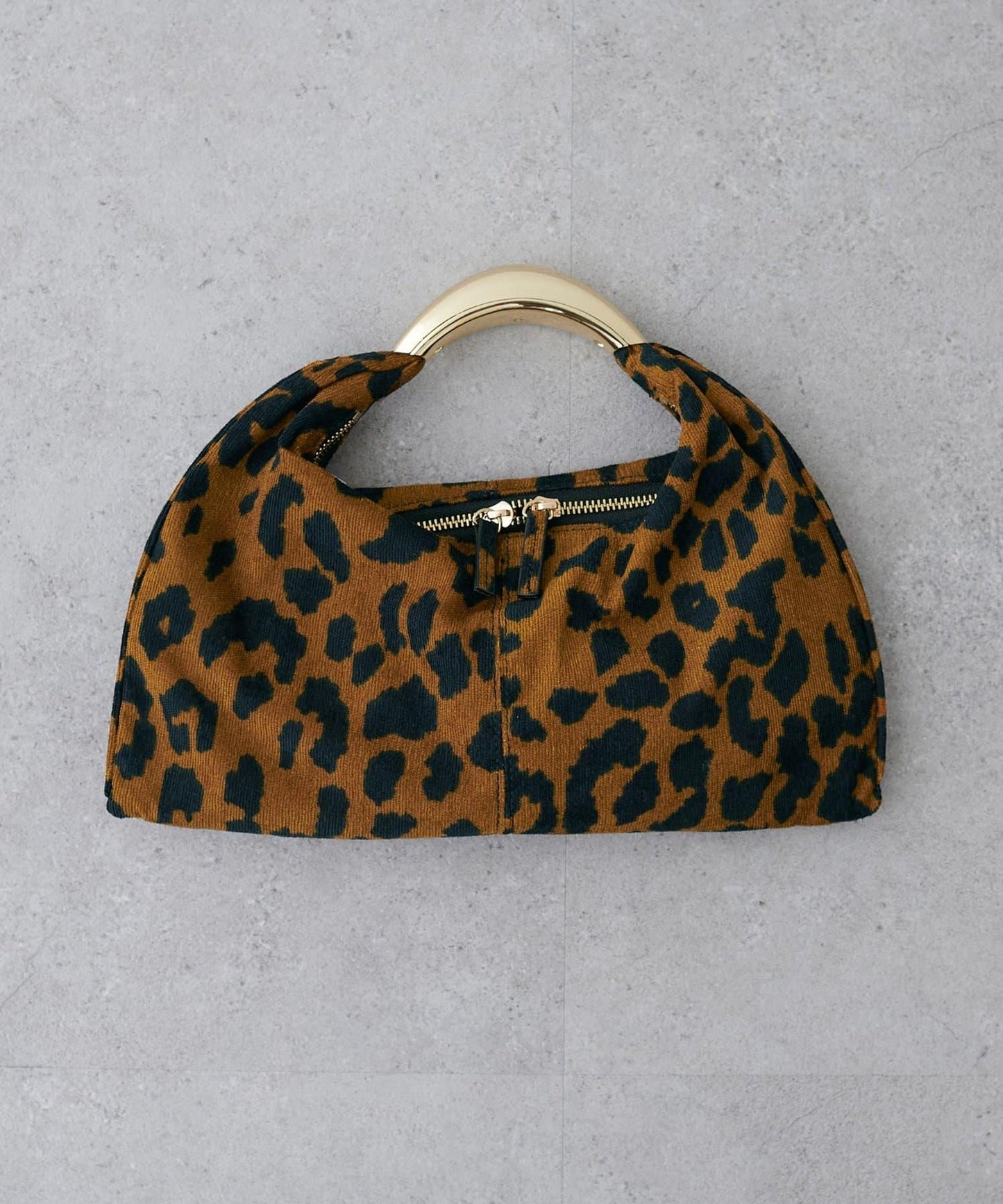 【Palcloset限定】雕塑感三角形手提包