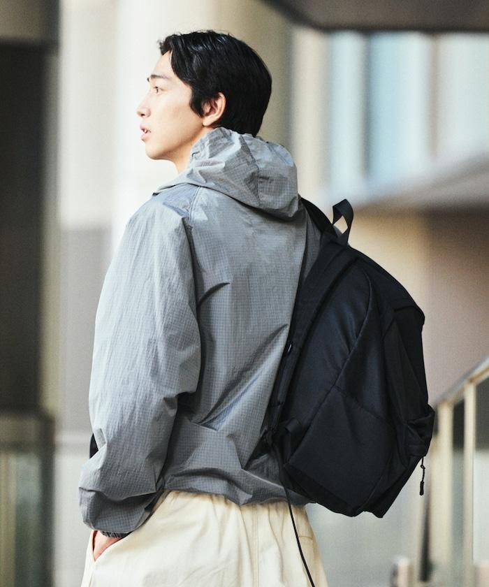 全氣候運動服 鈦加工尼龍連帽夾克
