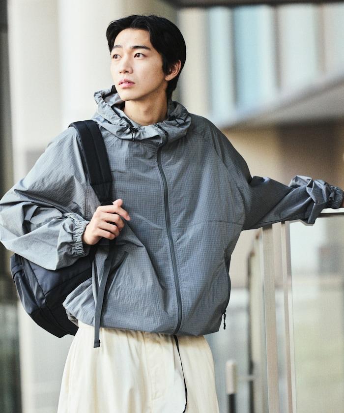 全氣候運動服 鈦加工尼龍連帽夾克