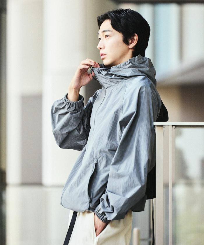 全氣候運動服 鈦加工尼龍連帽夾克