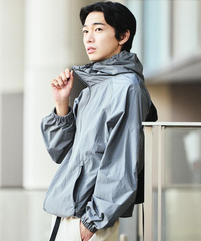 全氣候運動服 鈦加工尼龍連帽夾克