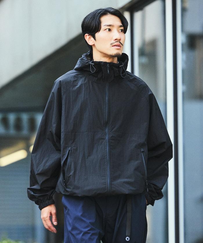 全氣候運動服 鈦加工尼龍連帽夾克