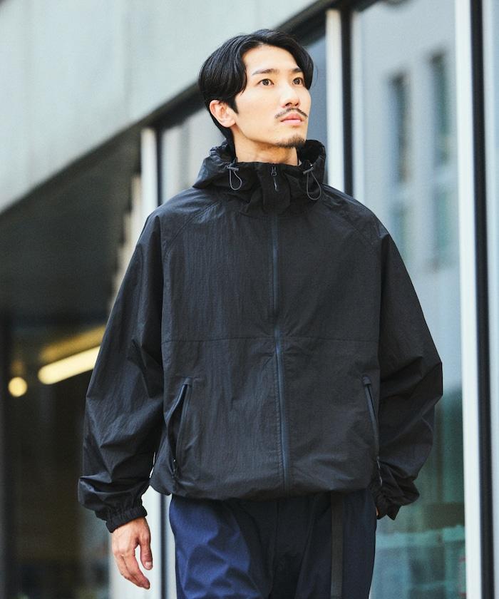 全氣候運動服 鈦加工尼龍連帽夾克
