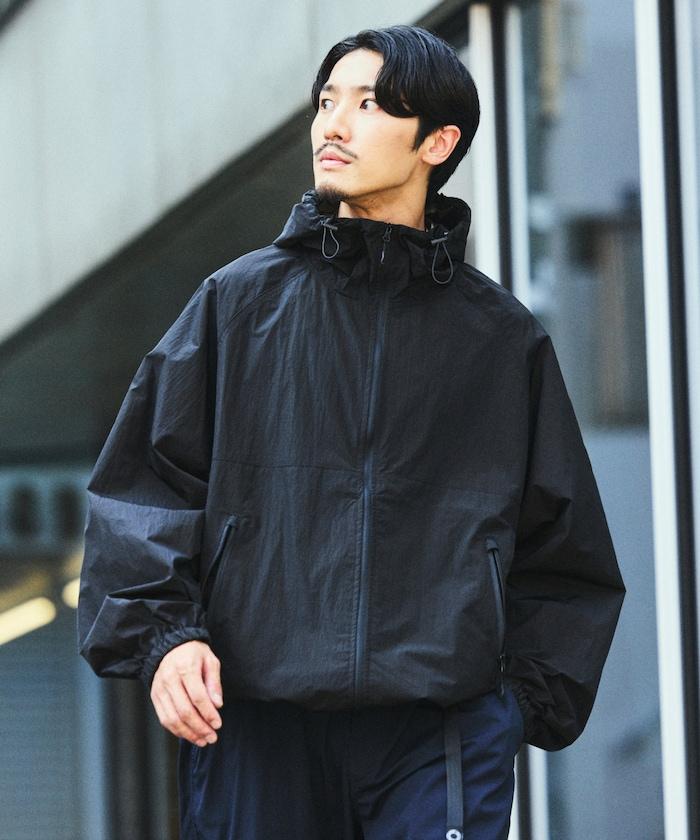 全氣候運動服 鈦加工尼龍連帽夾克