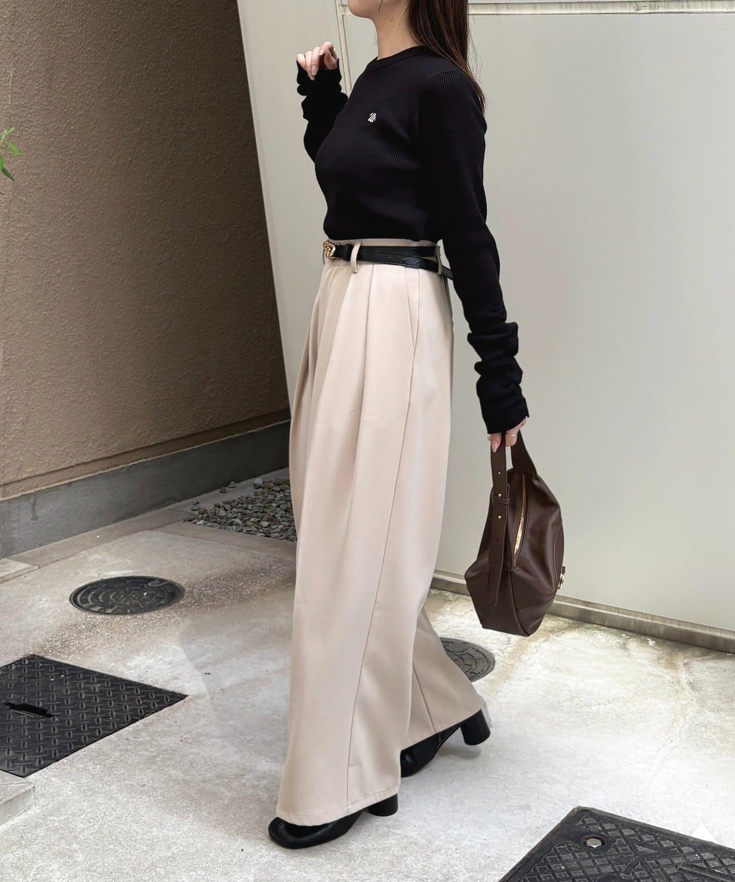 袖部抽褶logo刺繡羅紋針織衫