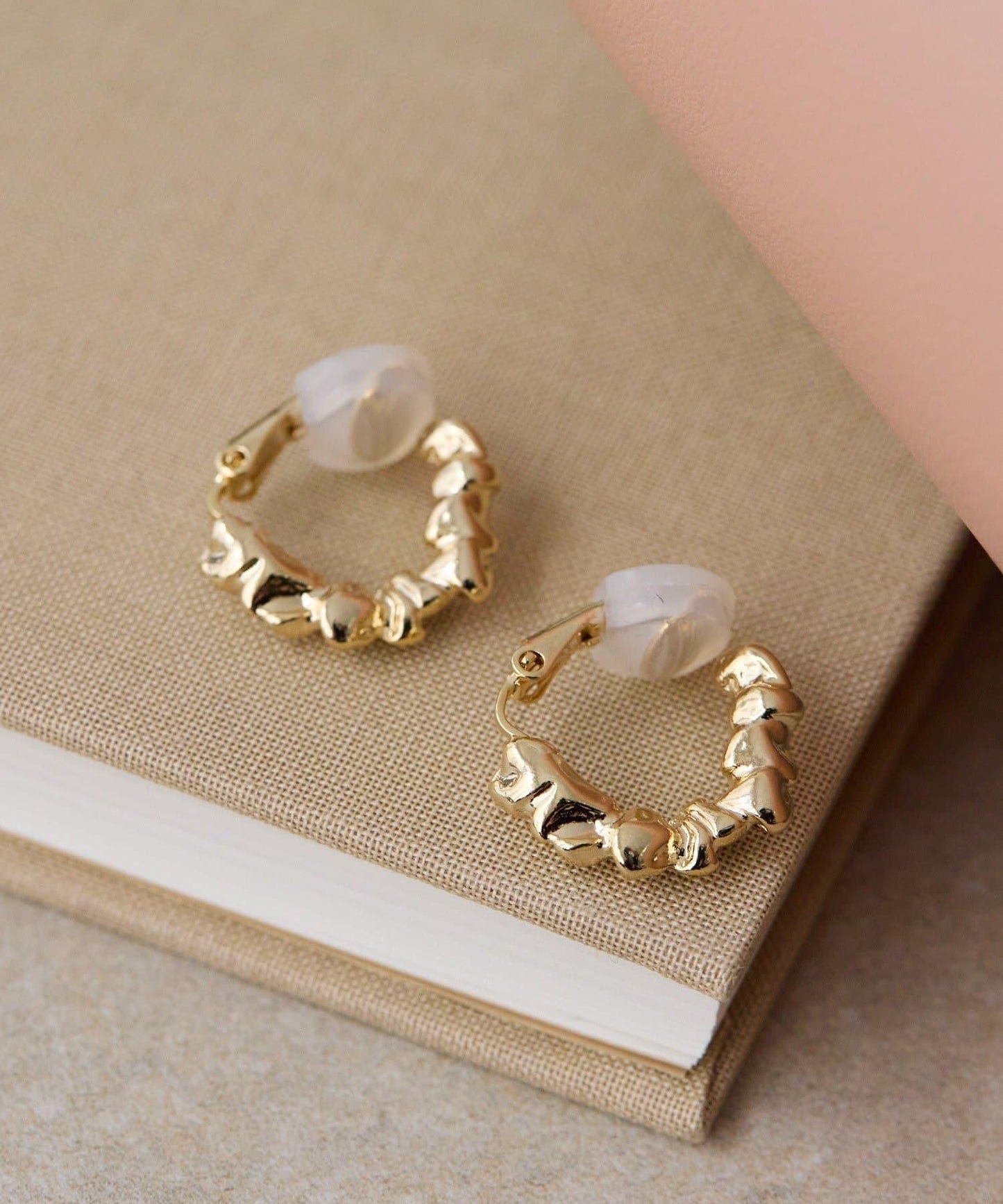 粗獷風圈形耳環