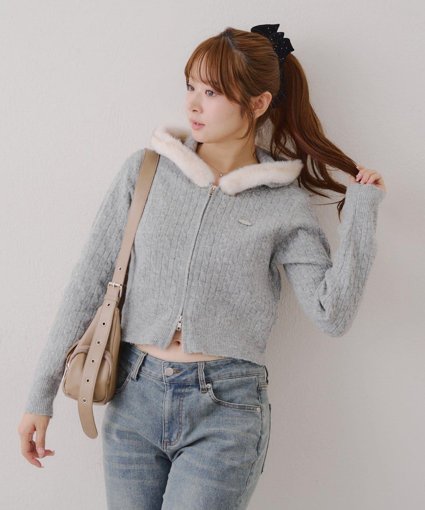 連帽毛絨拉鍊衛衣