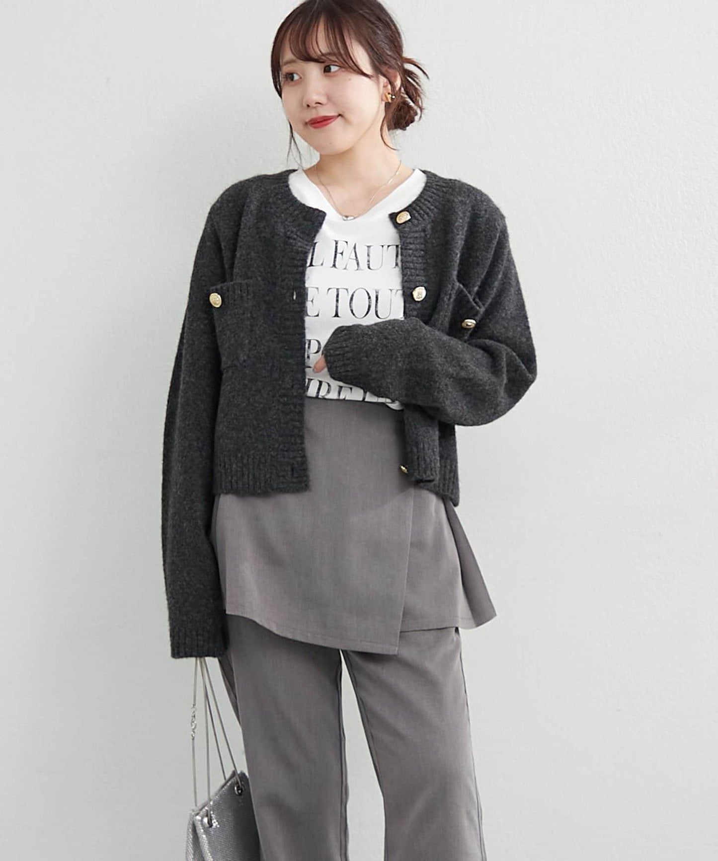 帶口袋圓領開衫
