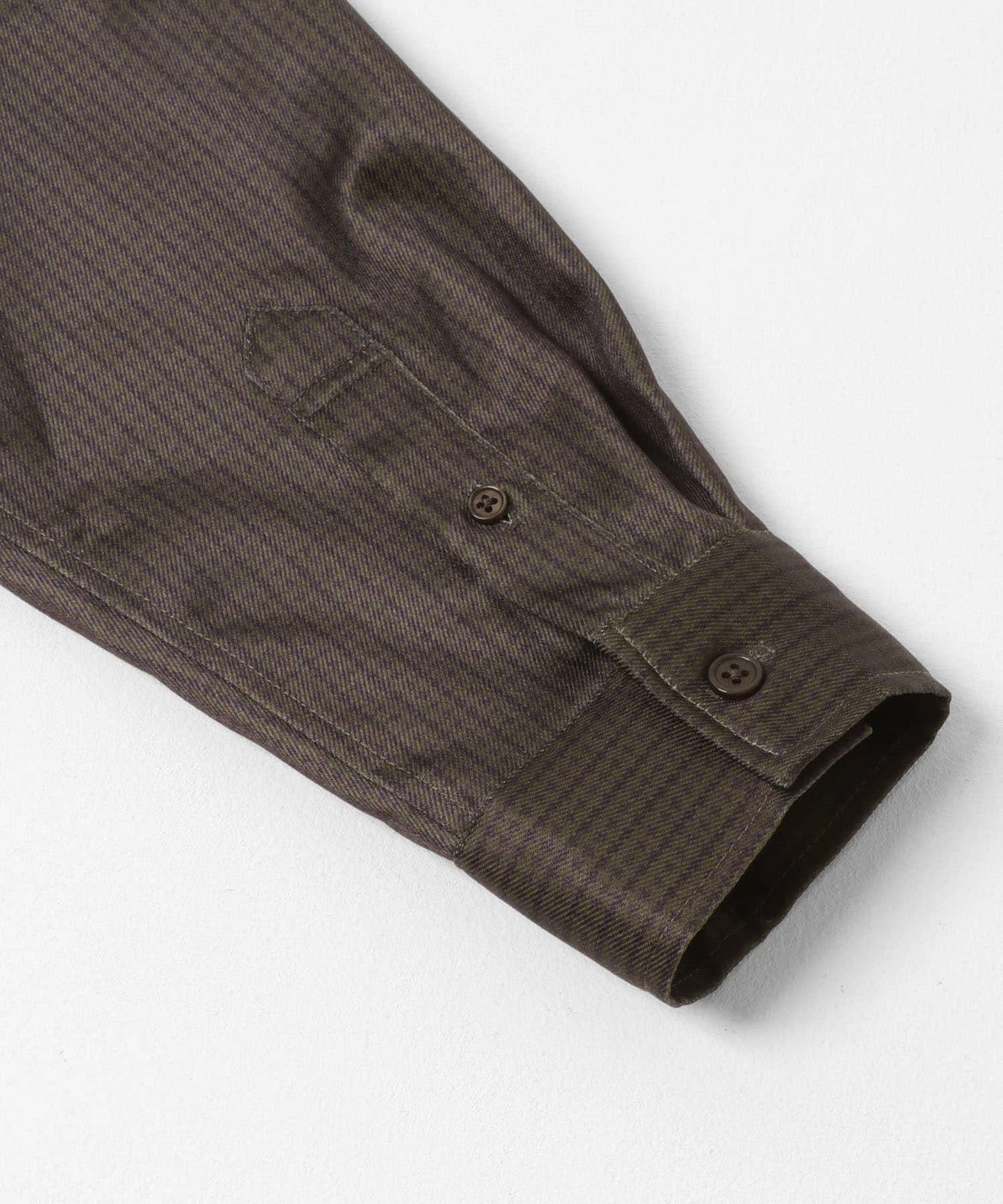 羊毛感立領寬鬆襯衫