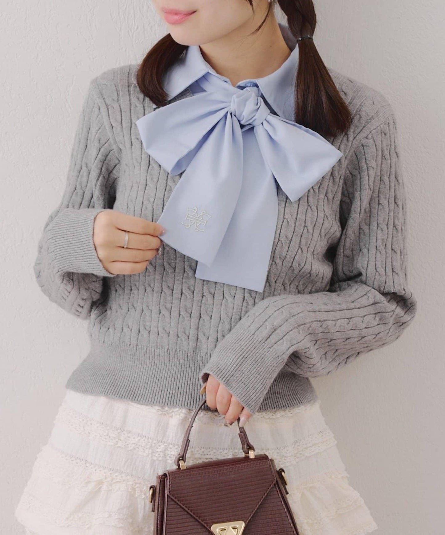 蝴蝶結領繫帶麻花針織套頭衫