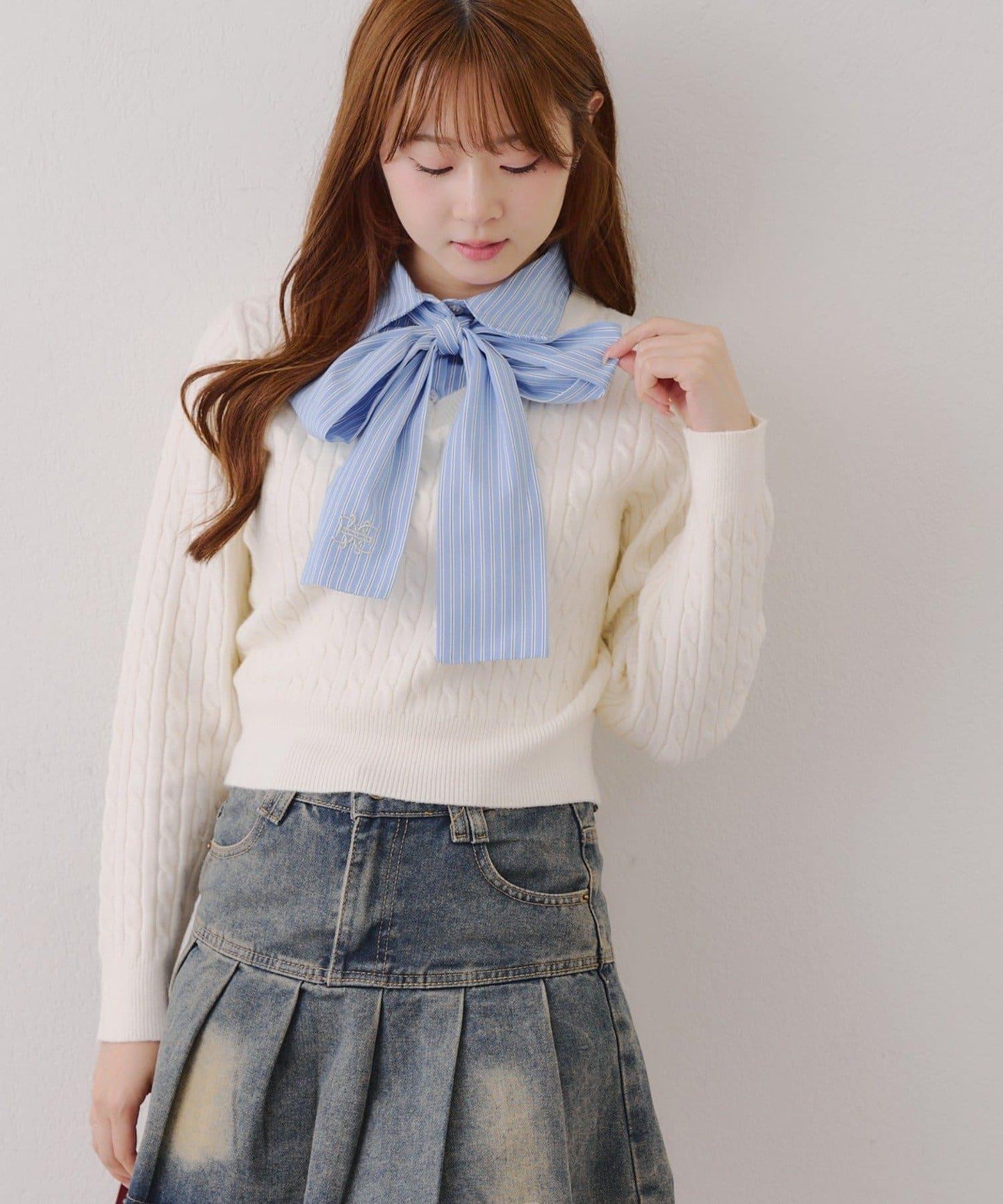 蝴蝶結領繫帶麻花針織套頭衫