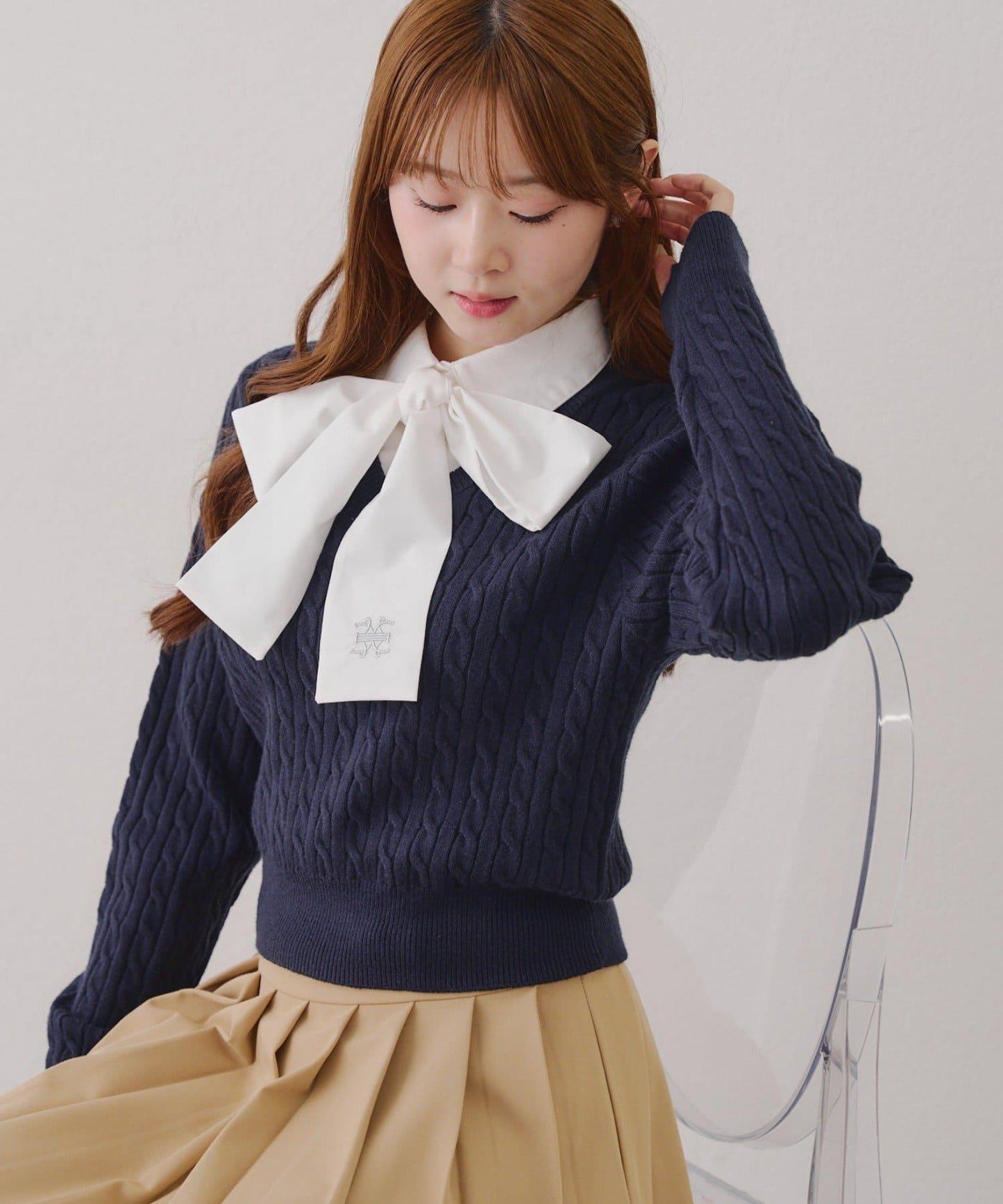 蝴蝶結領繫帶麻花針織套頭衫