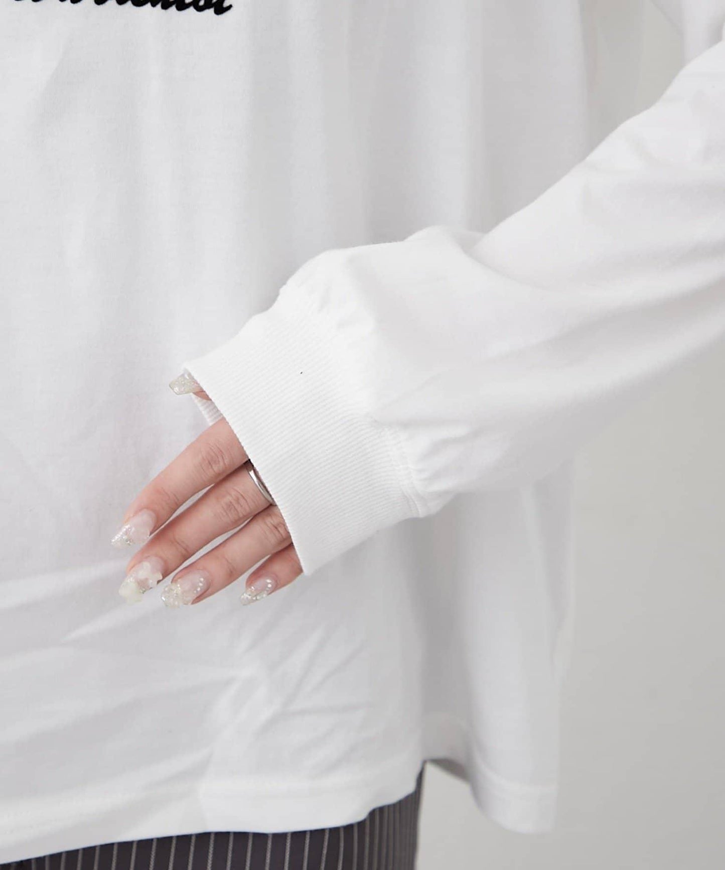 【前後兩穿】前胸印花長袖T恤