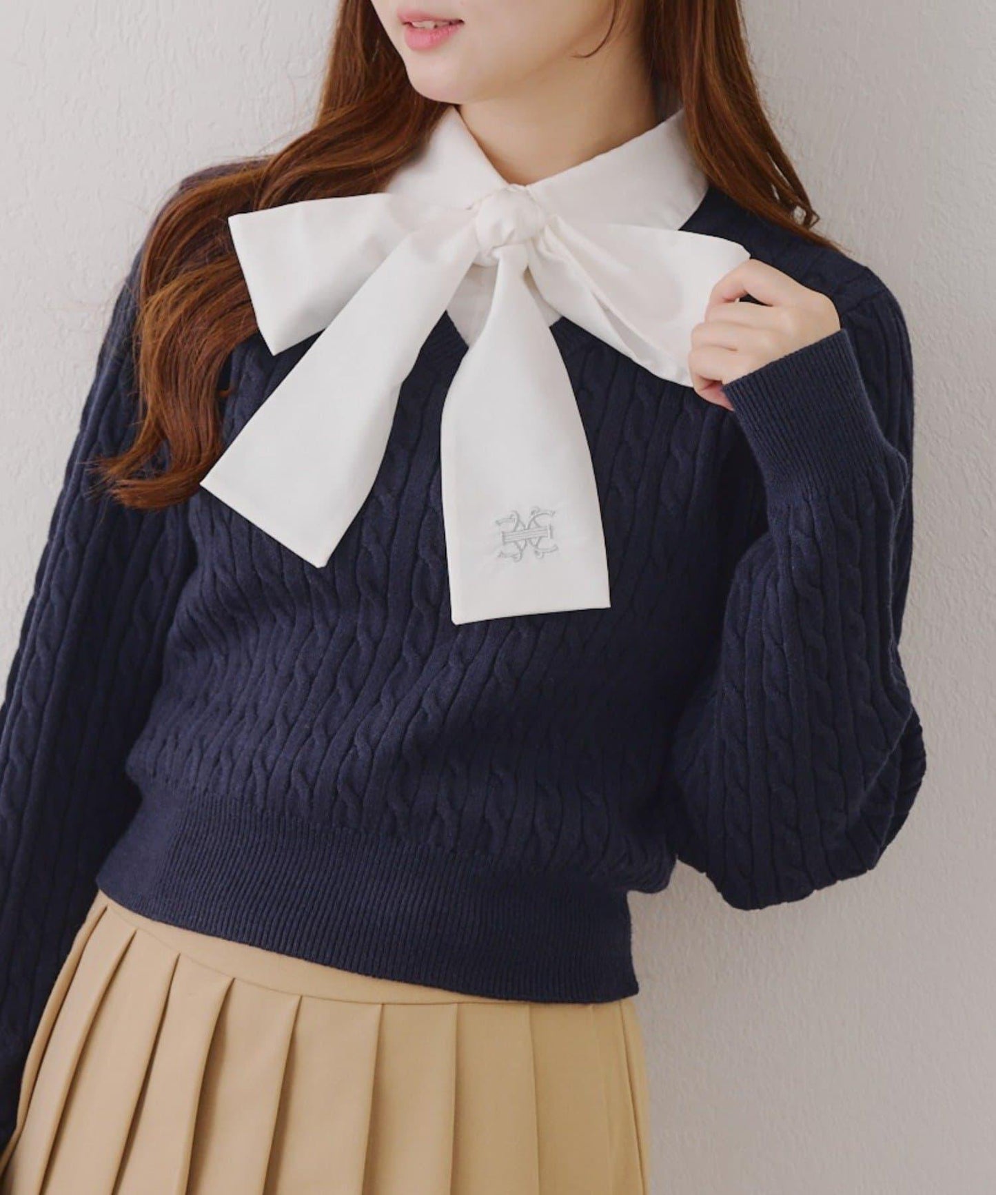 蝴蝶結領繫帶麻花針織套頭衫