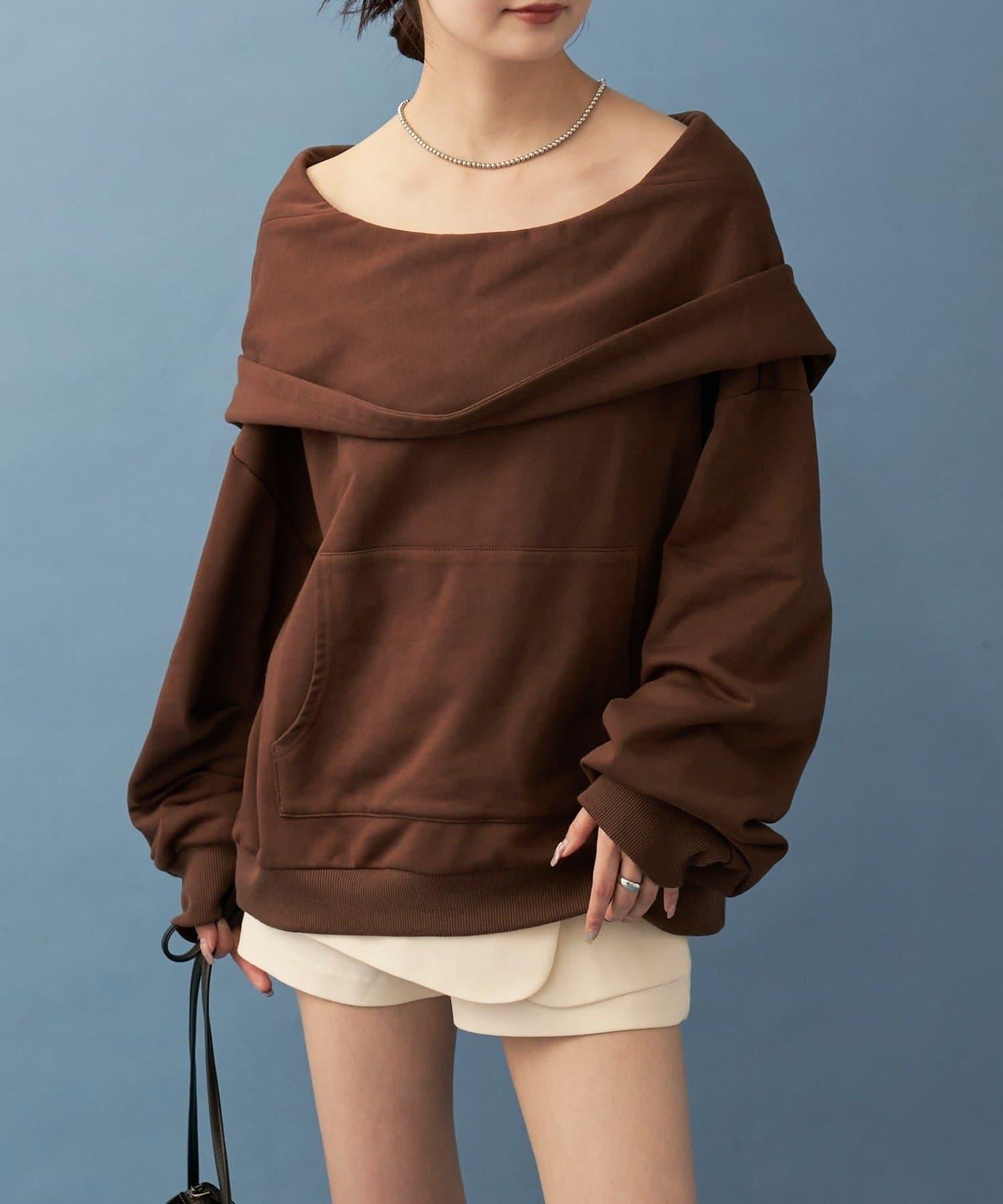 連帽一字肩衛衣