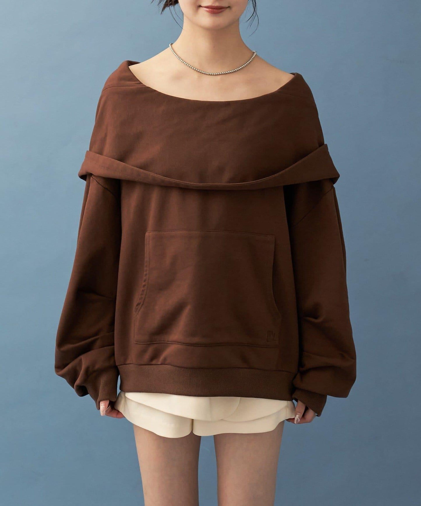 連帽一字肩衛衣