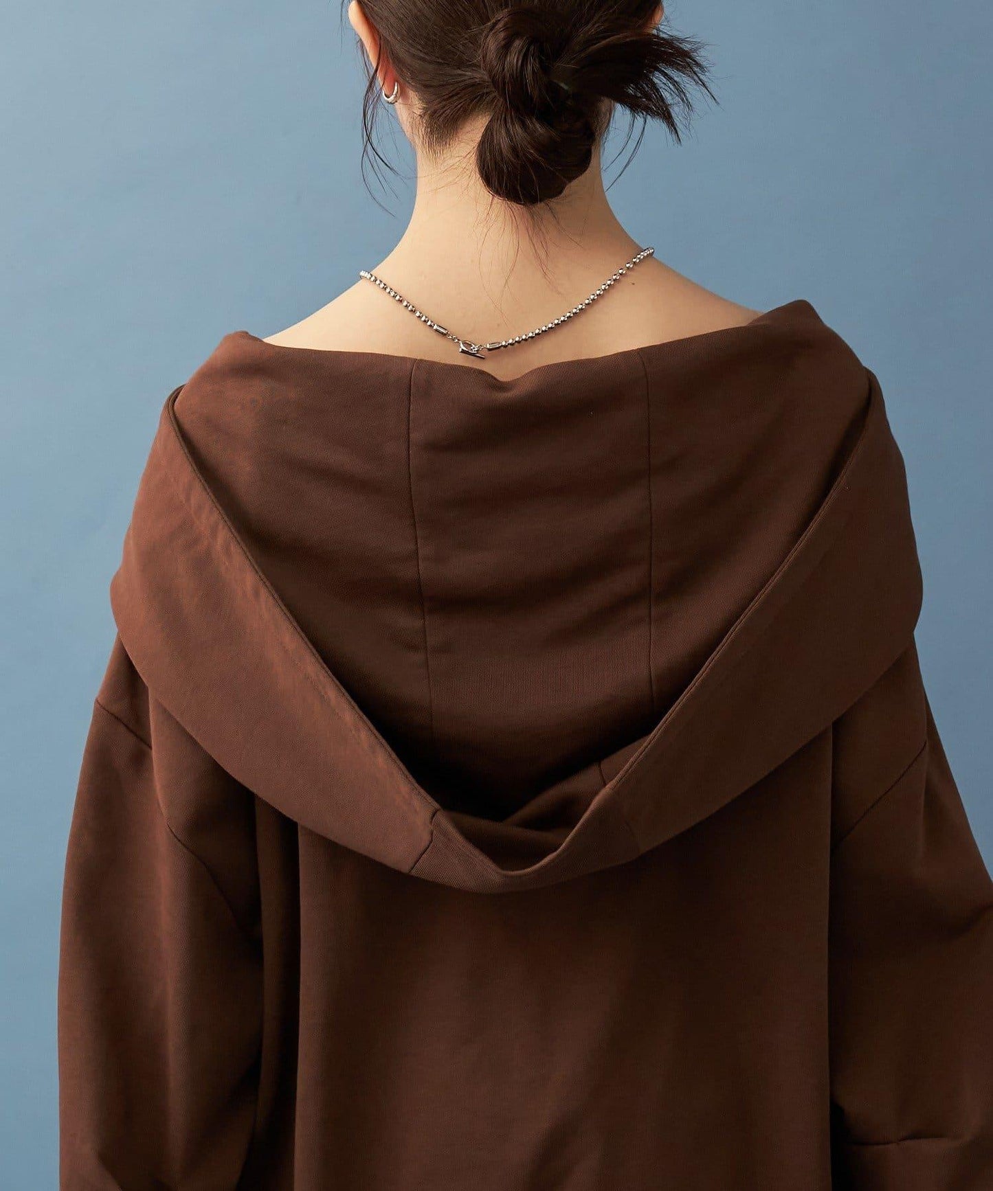 連帽一字肩衛衣