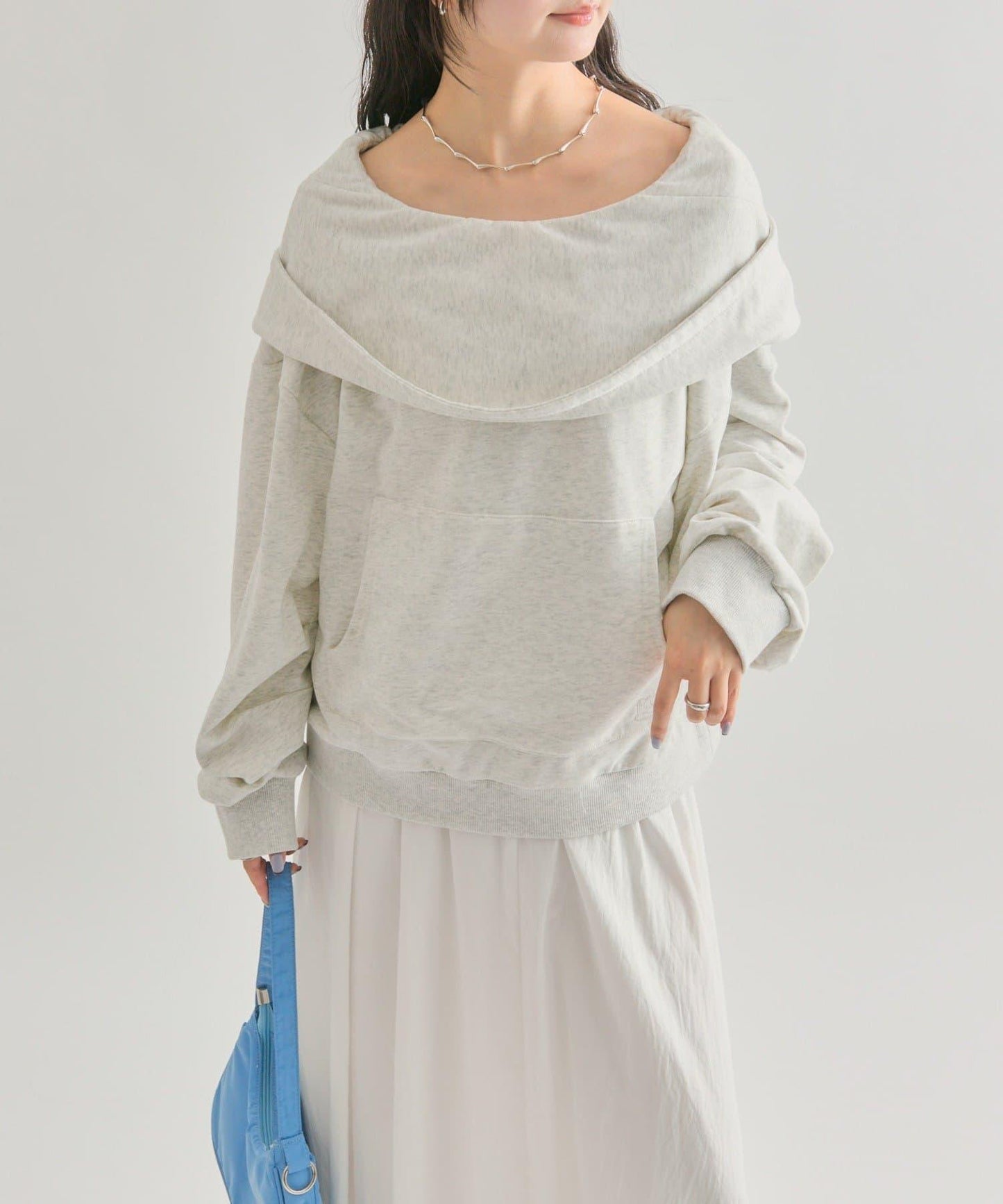 連帽一字肩衛衣