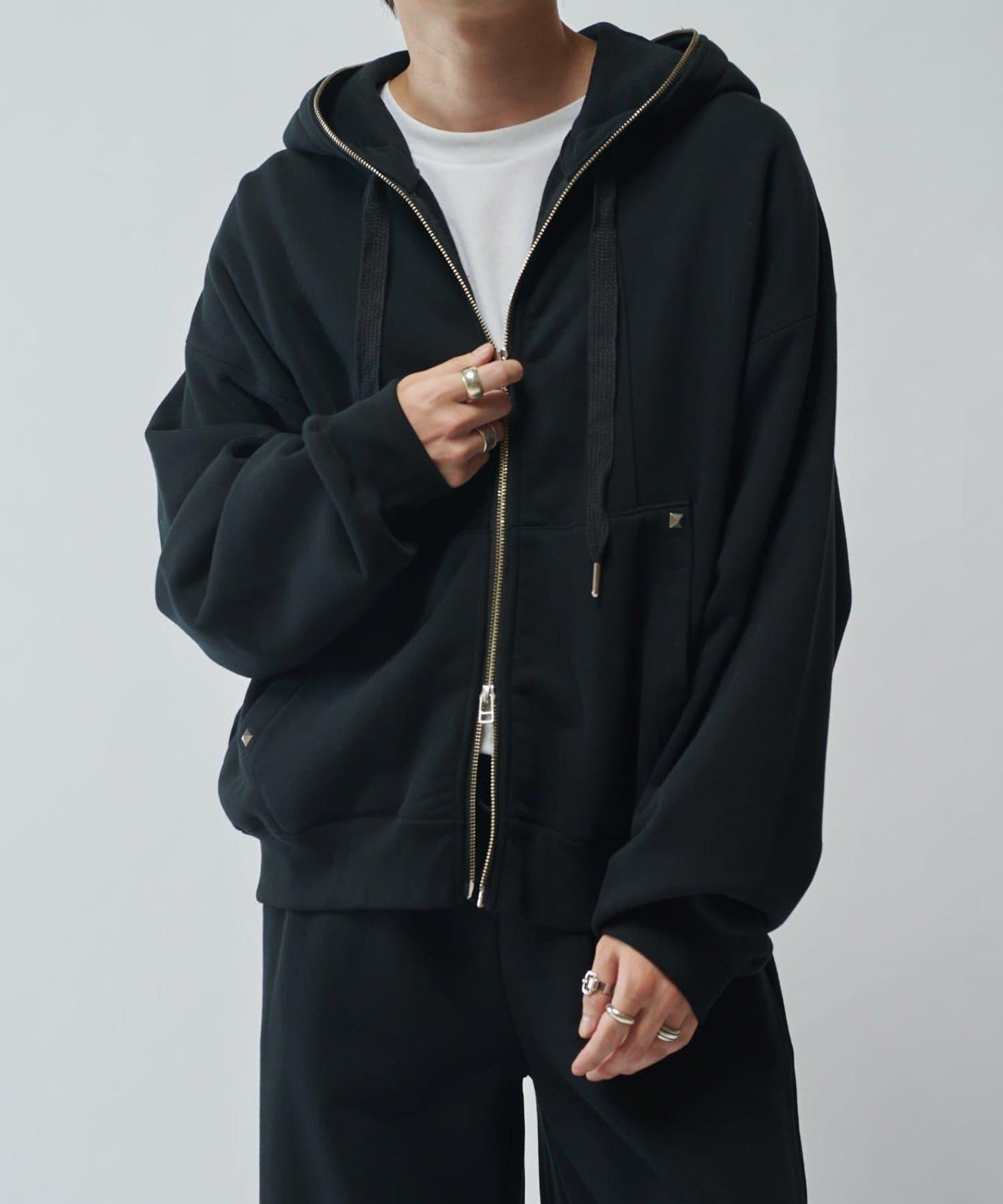 【SURJENT】 鉚釘拉鍊連帽衛衣