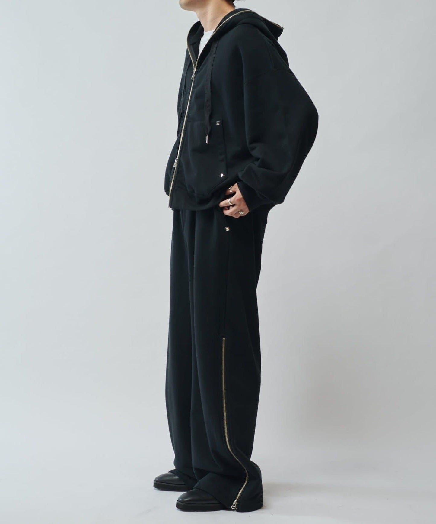 【SURJENT】 鉚釘拉鍊連帽衛衣