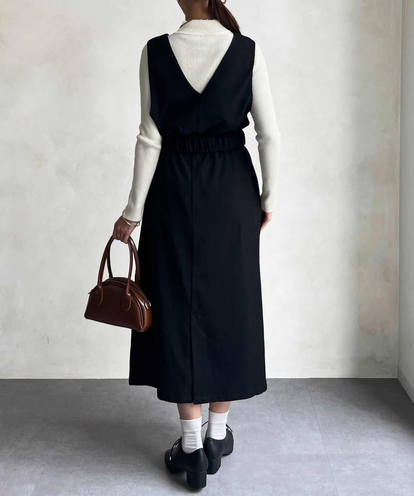 內搭套裝高腰帶連衣裙