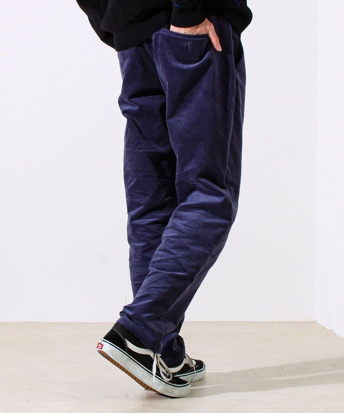 【保暖舒適且優雅】燈芯絨內里加絨彈力休閒褲