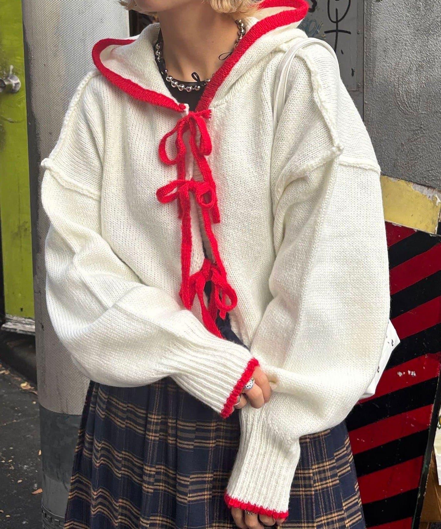 拼色蝴蝶結針織連帽衫