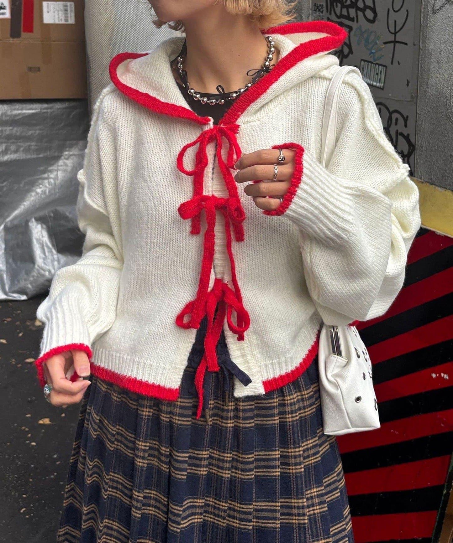 拼色蝴蝶結針織連帽衫