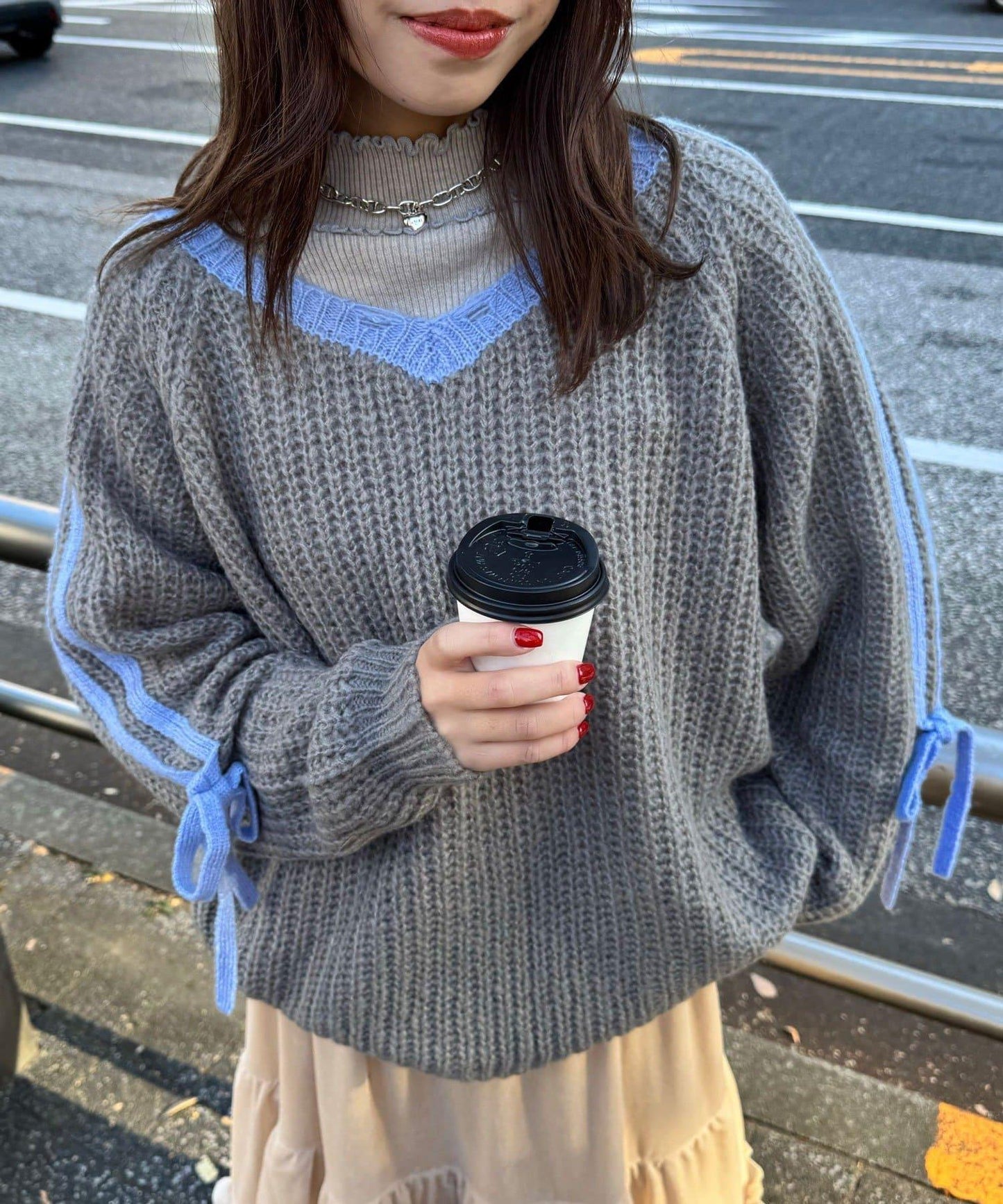 袖部條紋蝴蝶結插肩袖針織衫