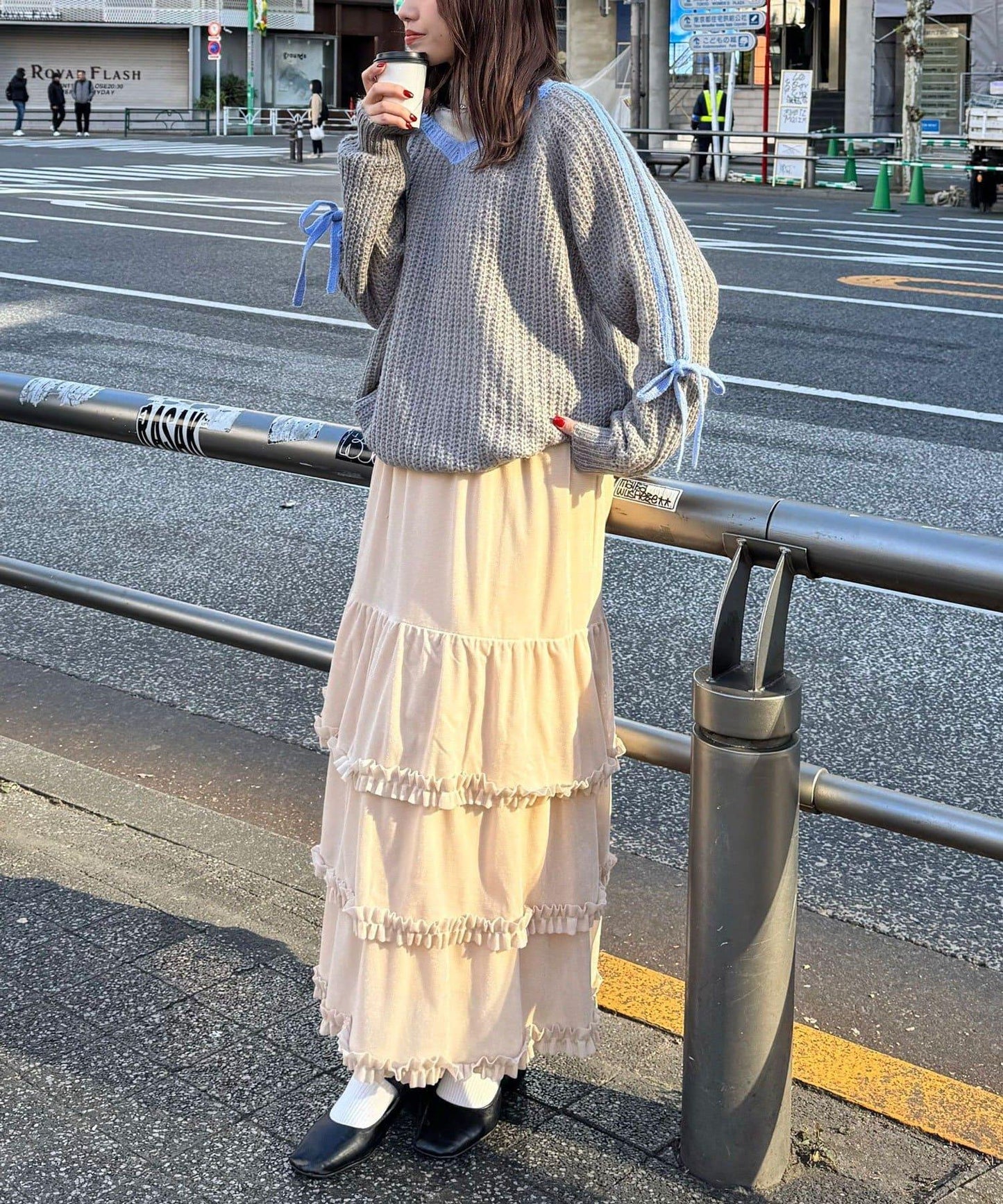 袖部條紋蝴蝶結插肩袖針織衫