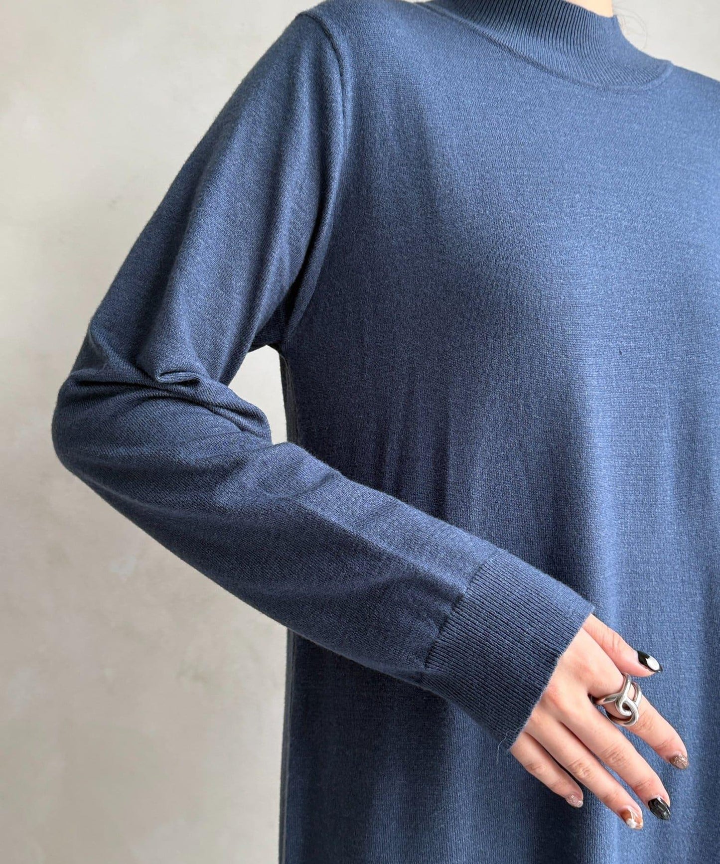 交叉套頭針織連衣裙