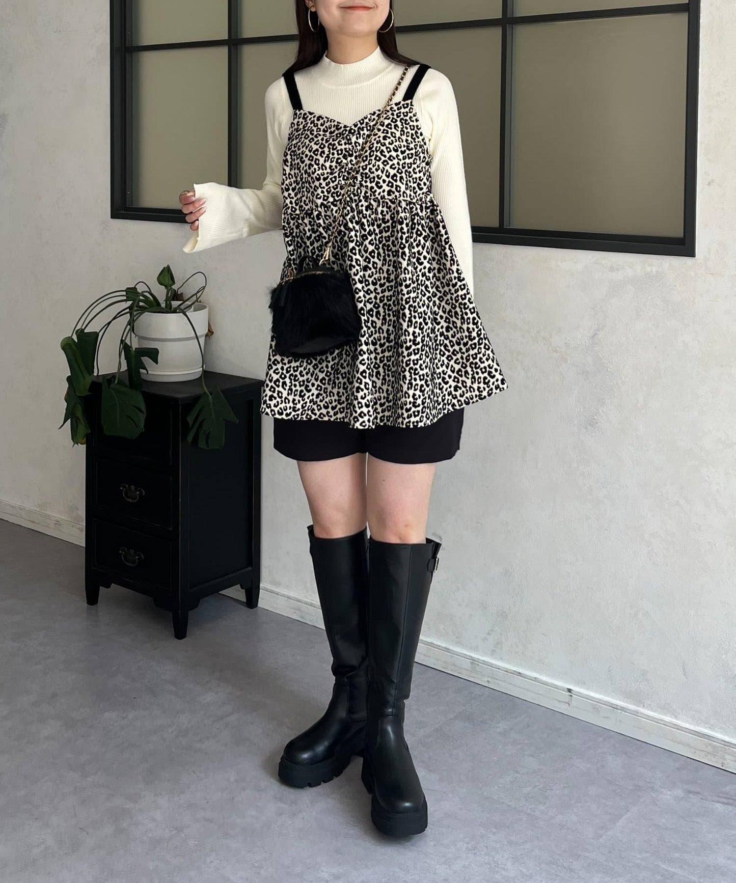 天鵝絨吊帶豹紋抹胸