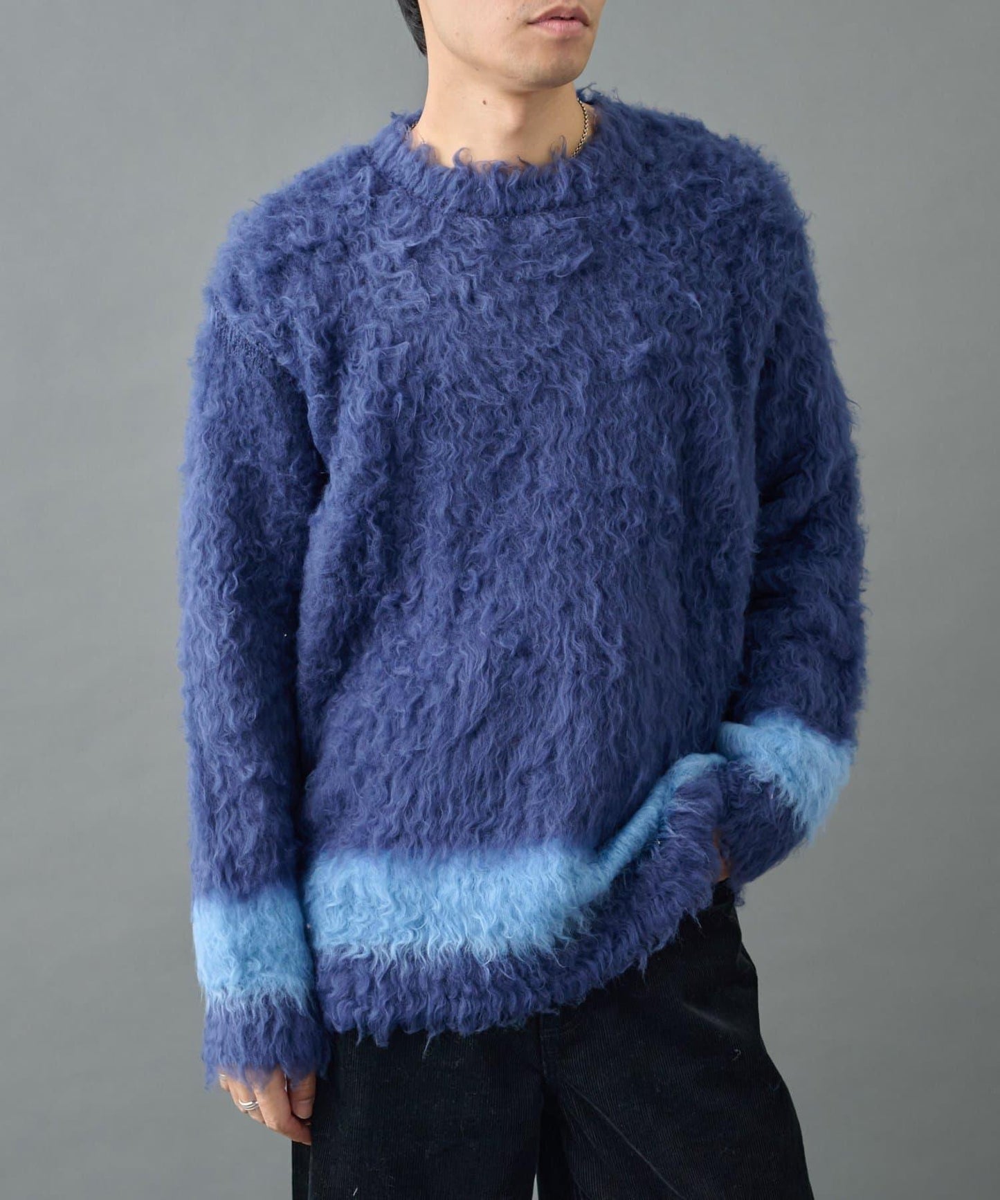 長毛馬海毛針織圓領衫